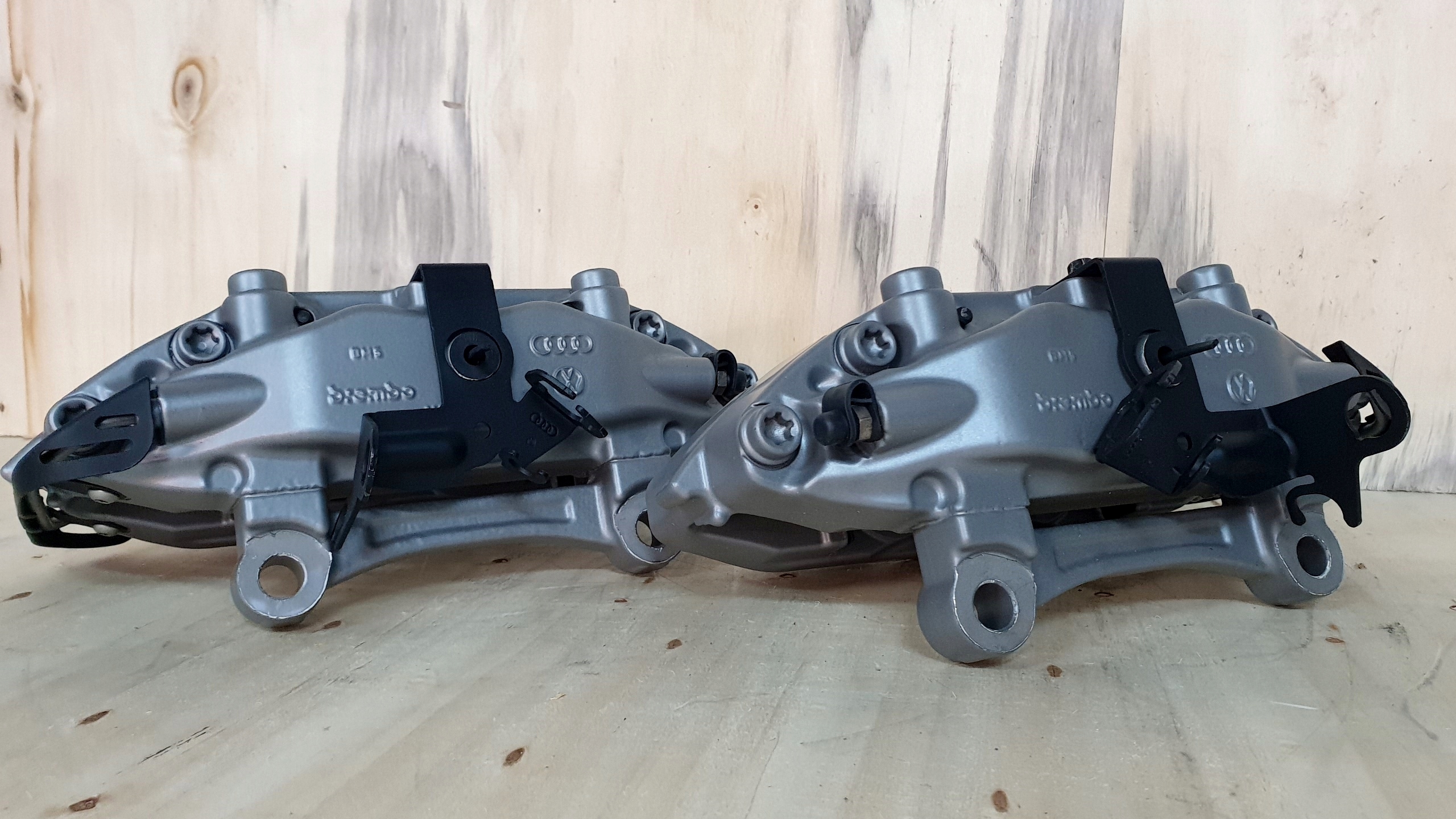 Zacisk Audi Q7 4L Tył Ceramika 4 tłoczki 356mm - galeria