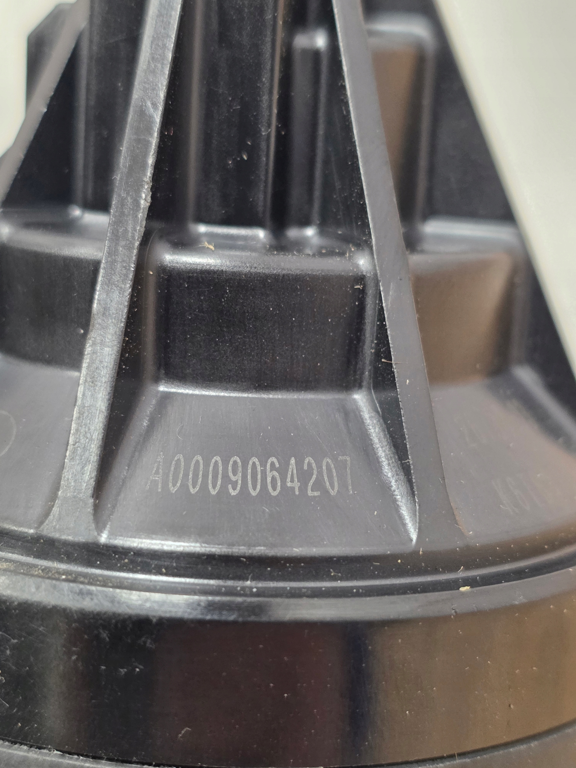 SIŁOWNIK ZAWÓR UPUSTOWY TURBINY NASTAWNIK Mercedes A0009064207 - galeria