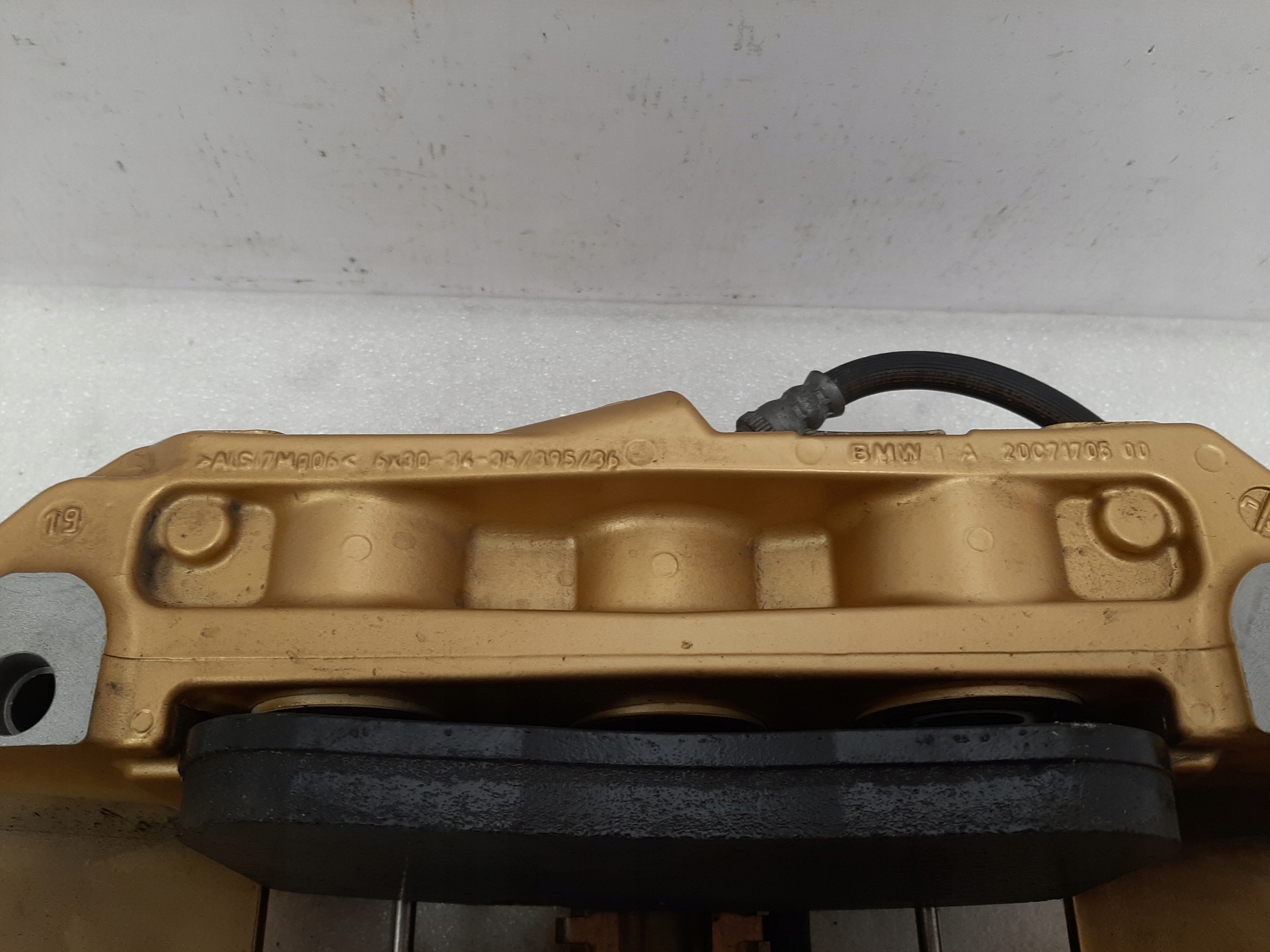 Zaciski BMW Ceramika M3 M4 M5 M8 G80 G82 F90 F91 - galeria