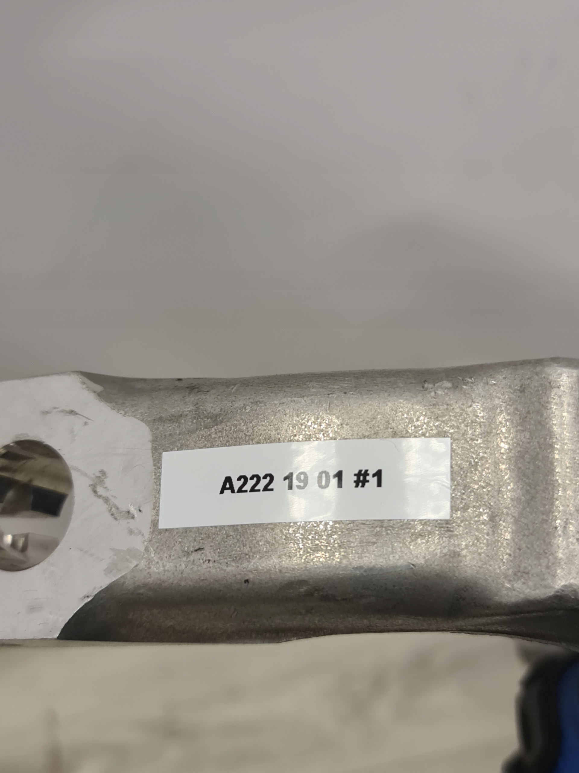 Zwrotnica Mercedes W222 Przód Lewa A222 19 01 - galeria