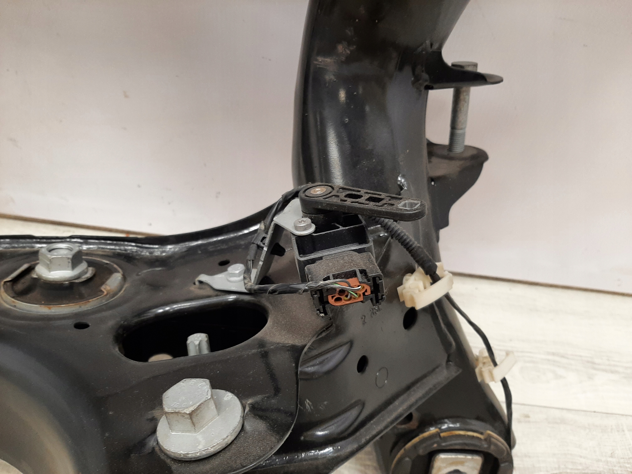 Belka zawieszenia Wózek Sanki TYŁ BMW F34 GT 6853442 - galeria