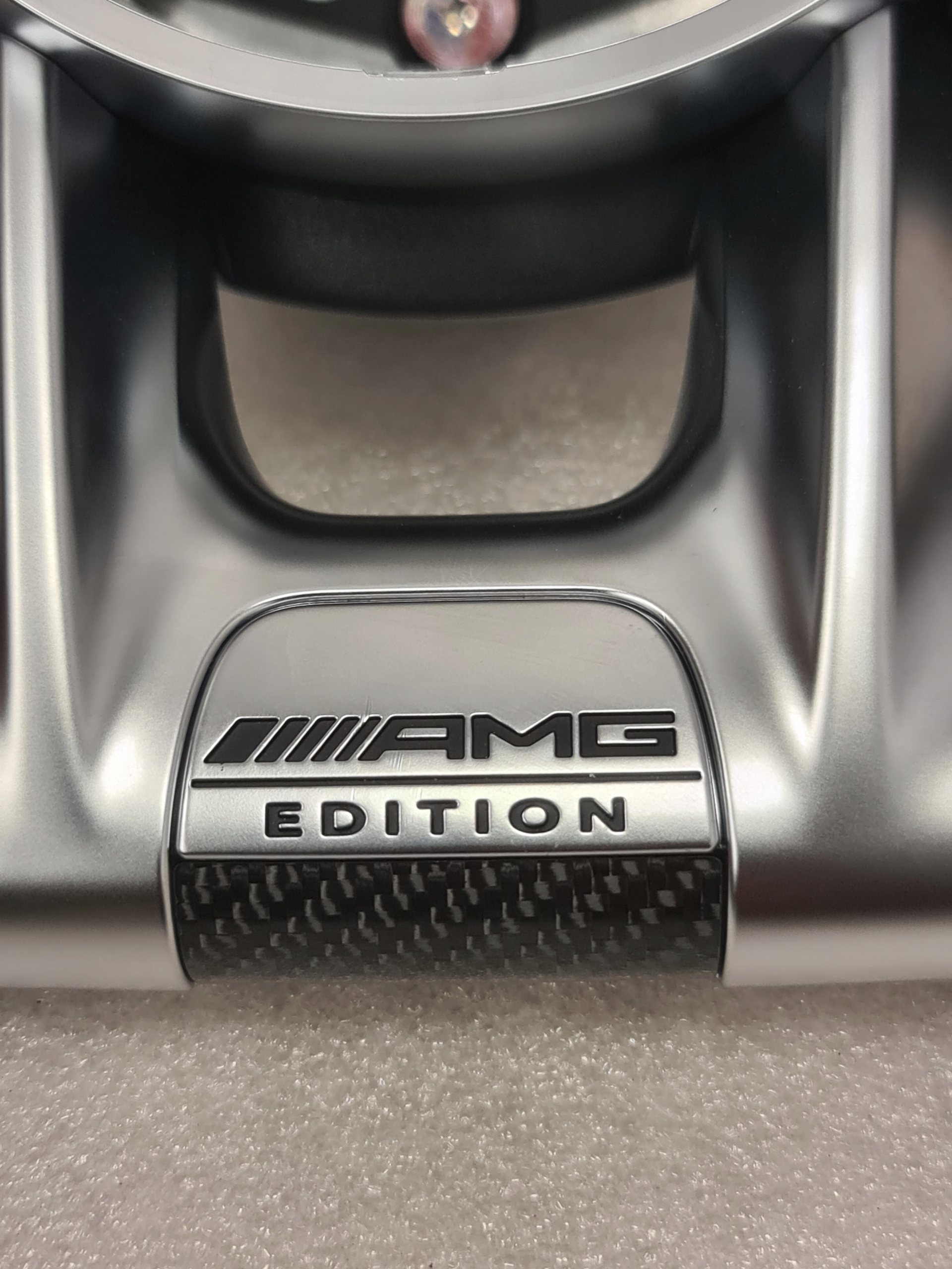 Kierownica Mercedes AMG Lift Carbon Display S63 - galeria
