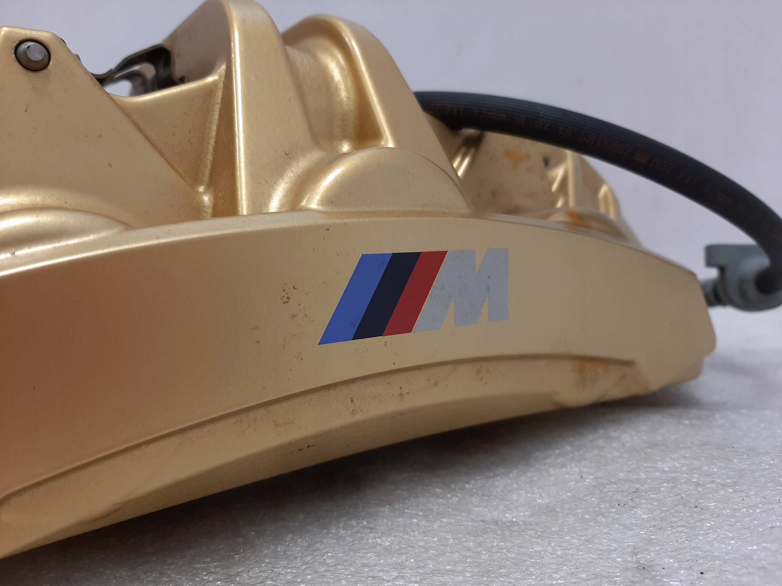 Zaciski BMW Ceramika M3 M4 M5 M8 G80 G82 F90 F91 - galeria