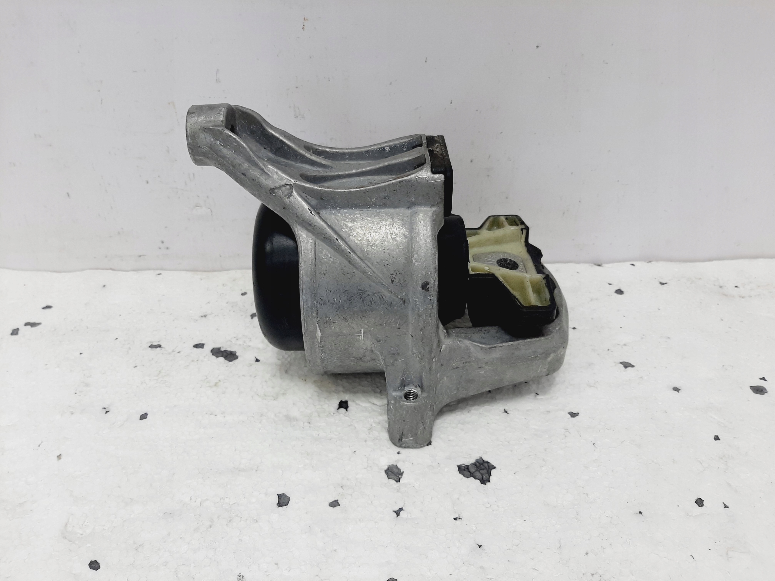 Poduszka Silnika Audi A4 A5 8W0199372AA - galeria