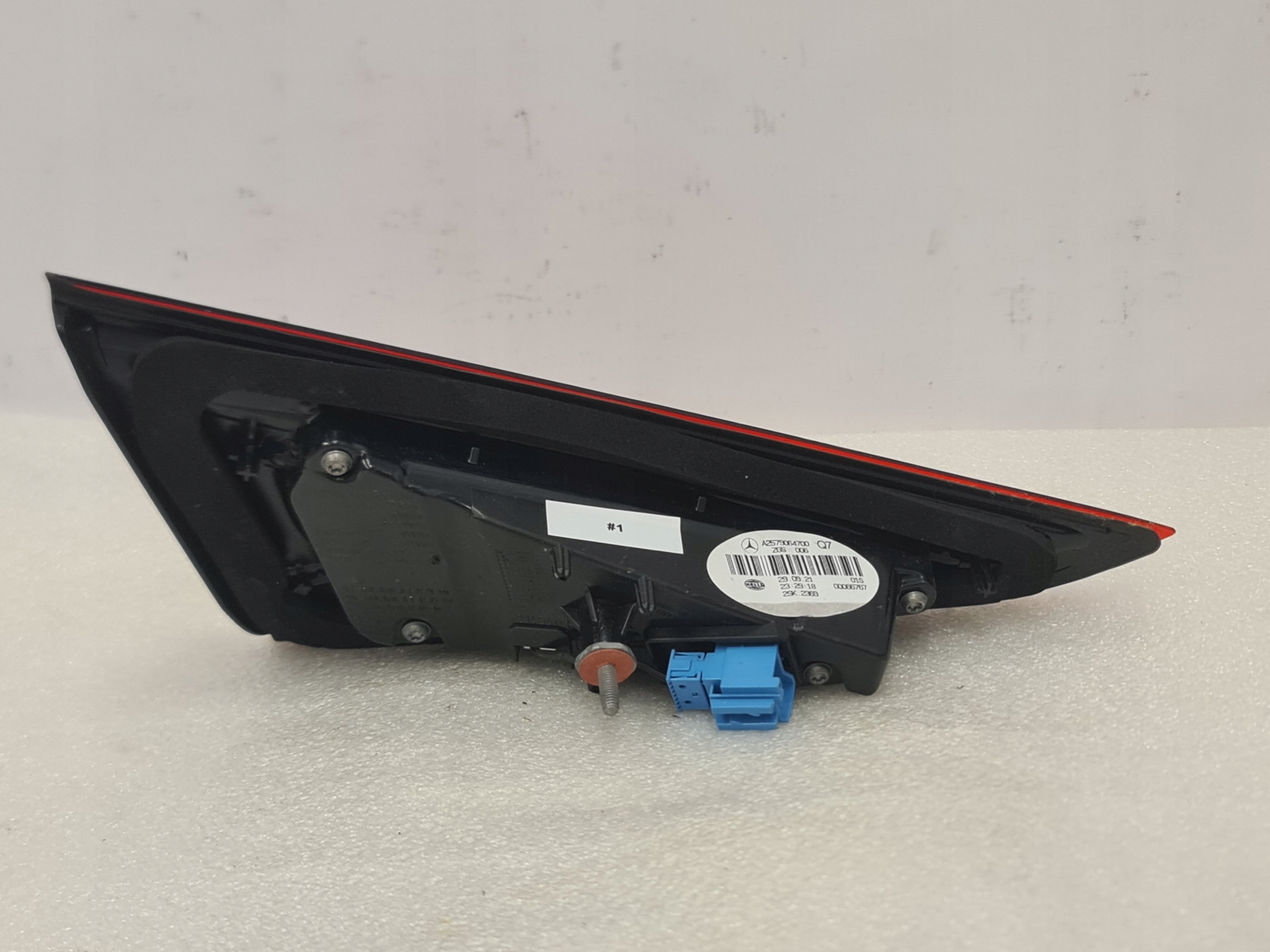 Lampa Mercedes CLS W257 Tył PRAWA Tylna EU w klape - galeria