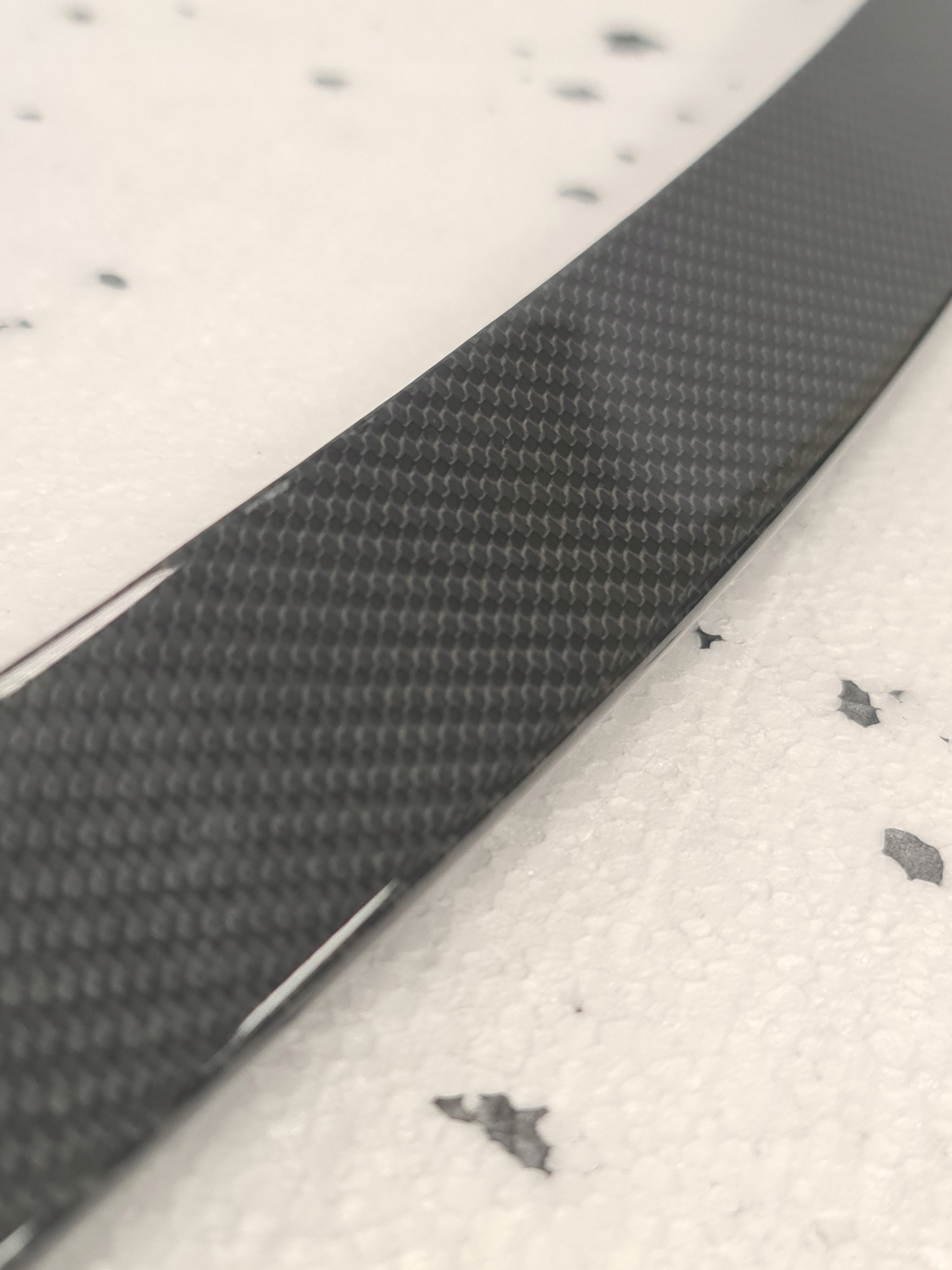 Lotka Spoiler klapy Mercedes W238 E Cabrio CARBON - galeria