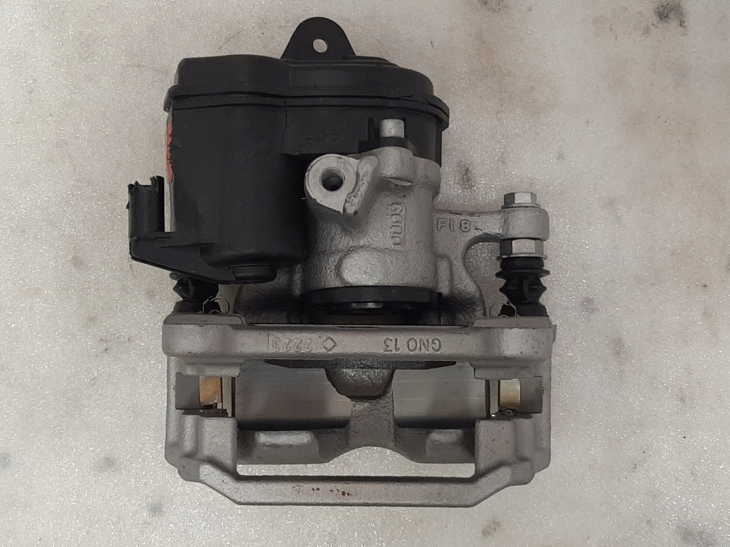 Zacisk Audi A4 A5 A6 A7 Lewy Tył 8W0405CF - galeria