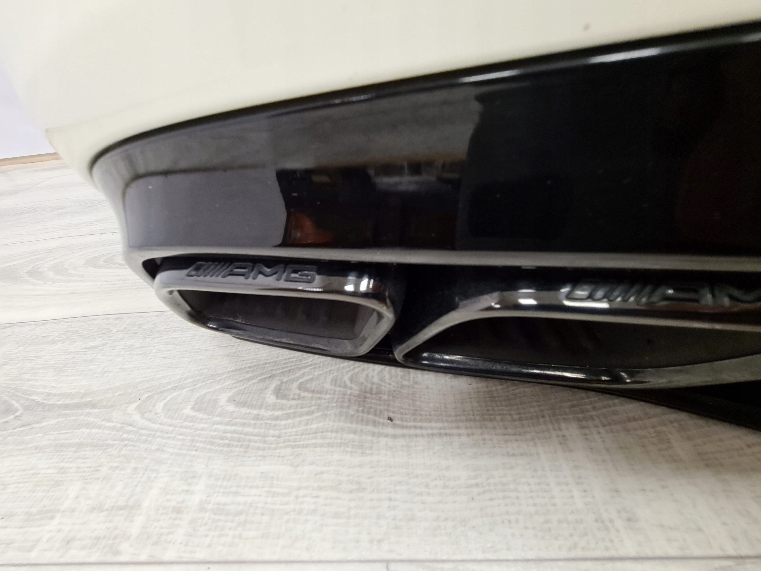 Mercedes C W205 63 AMG Zderzak TYŁ Kompletny LIFT - galeria