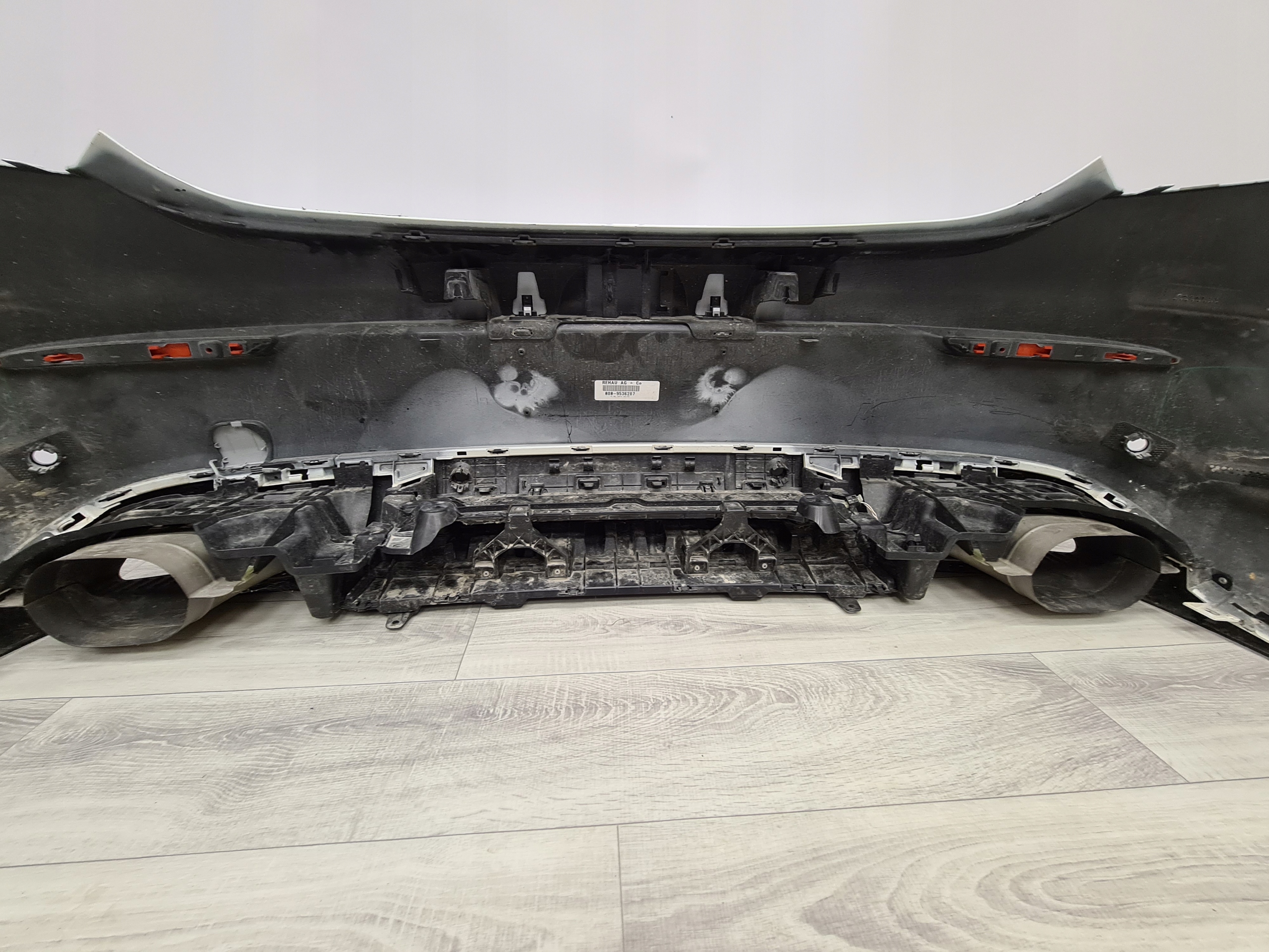 Mercedes C W205 63 AMG Zderzak TYŁ Kompletny LIFT - galeria