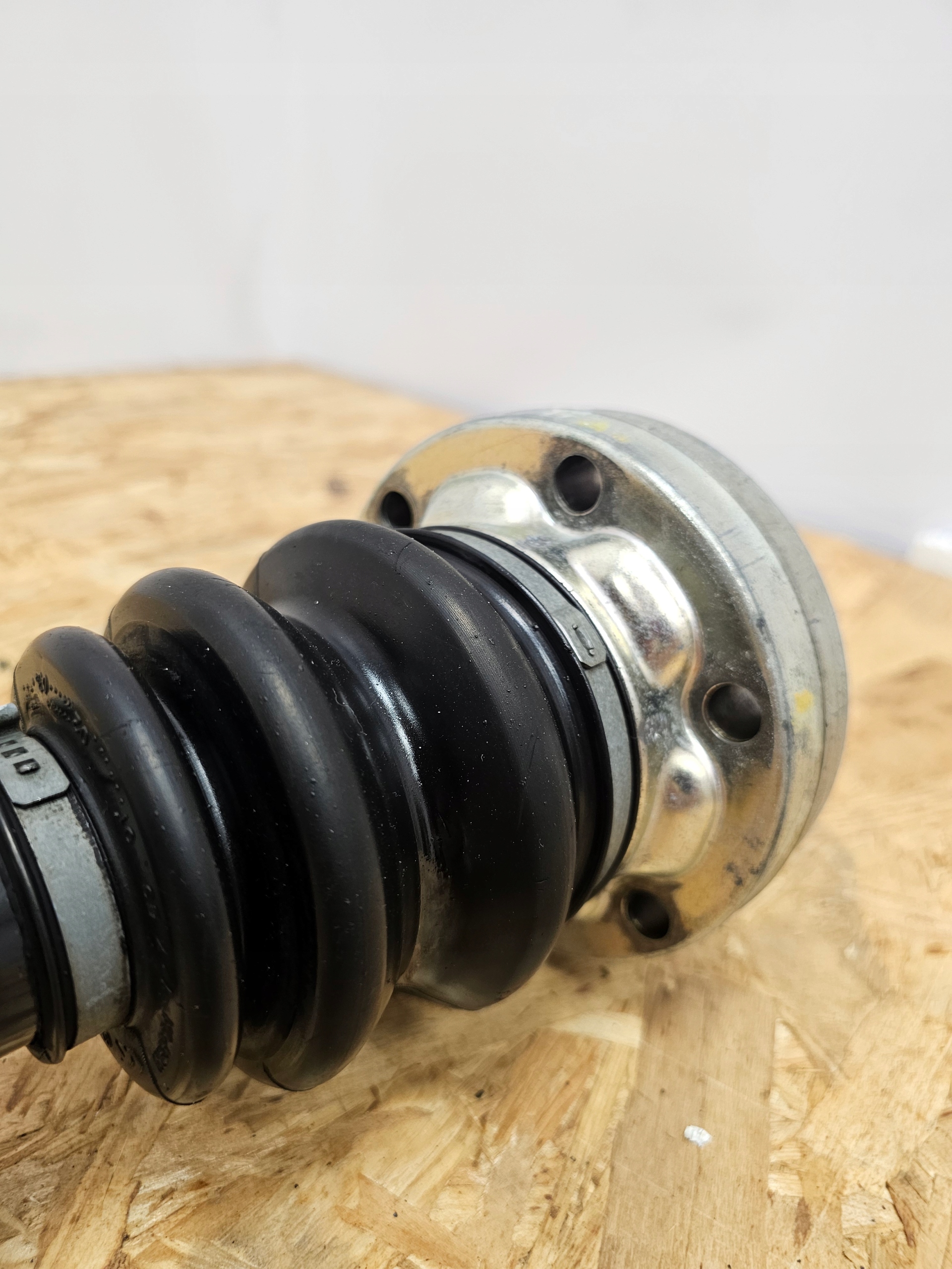Półoś Axle Shaft FERRARI California 226650 - galeria