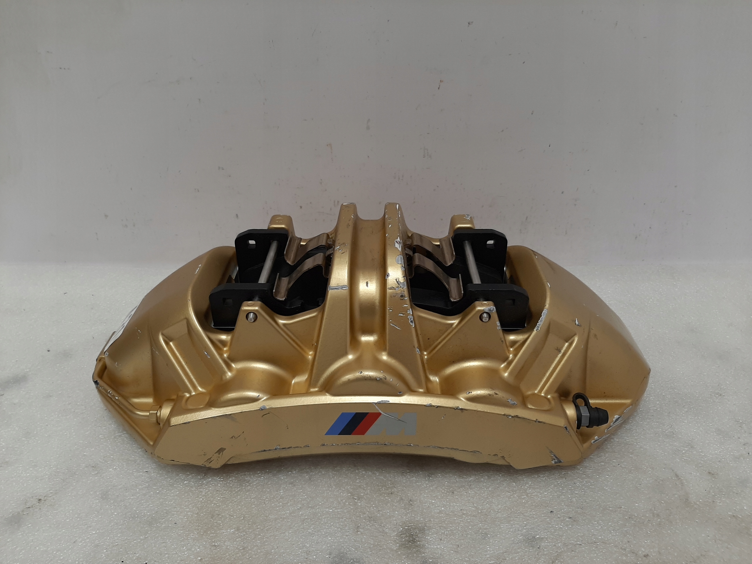 Zaciski BMW Ceramika M3 M4 M5 M8 G80 G82 F90 F91 - galeria