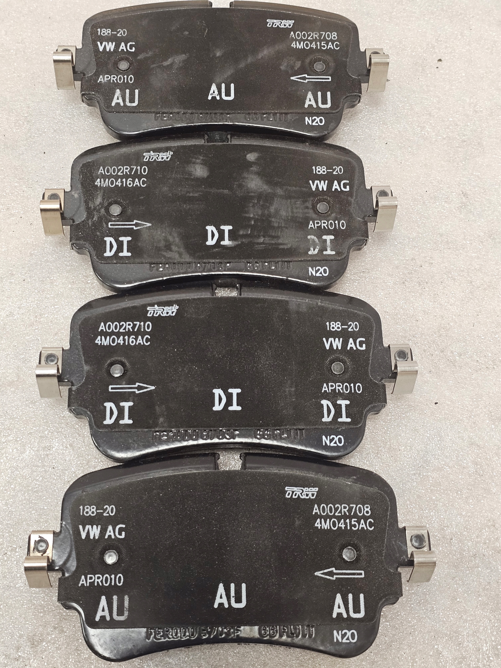 Klocki Audi A6 A7 A8 e-Tron Q7 Q8 TYŁ OEM - galeria