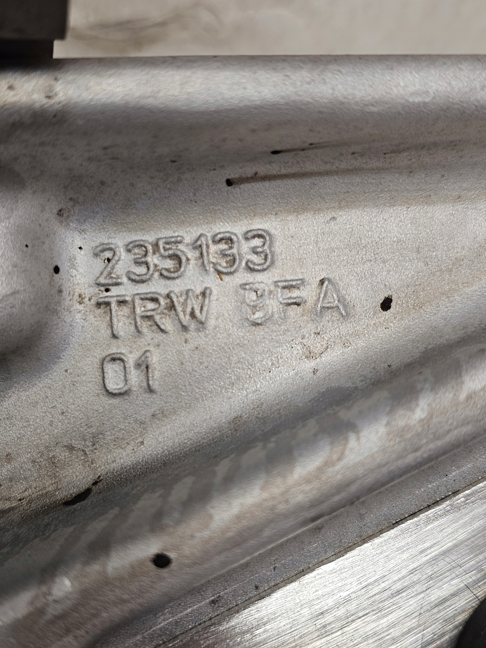 Wahacz Przód Przedni PRAWY Ferrari 812 488 F8 California 488 F12 GTC4 Roma - galeria