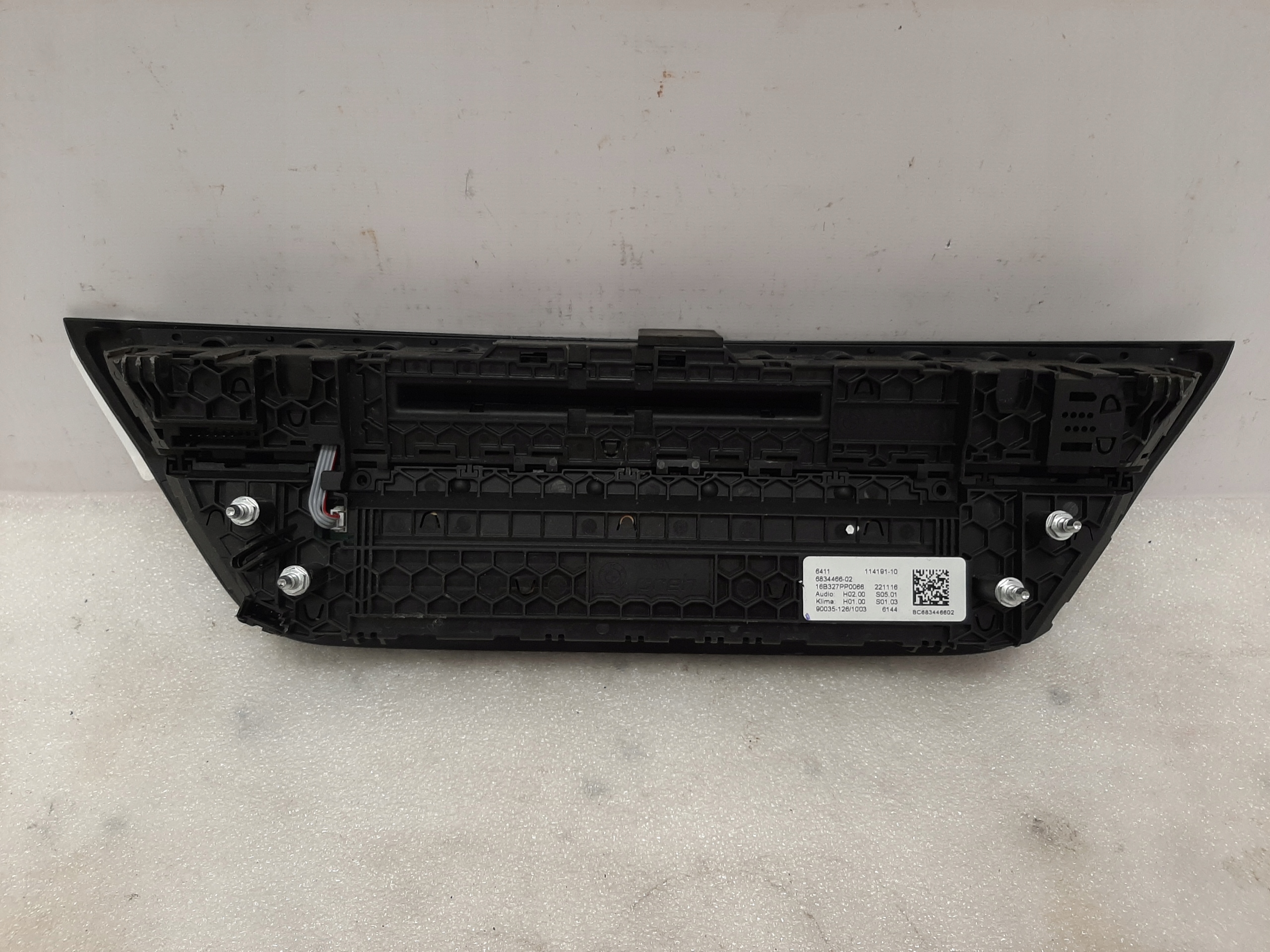 Panel radia i klimatyzacji BMW G30 6834466 - galeria