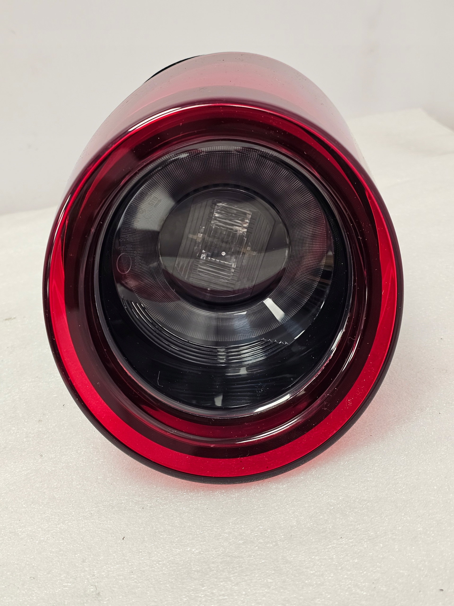 Lampa Tylna Tył Ferrari GTC4 812 F8 PRAWA Wewnętrzna - galeria