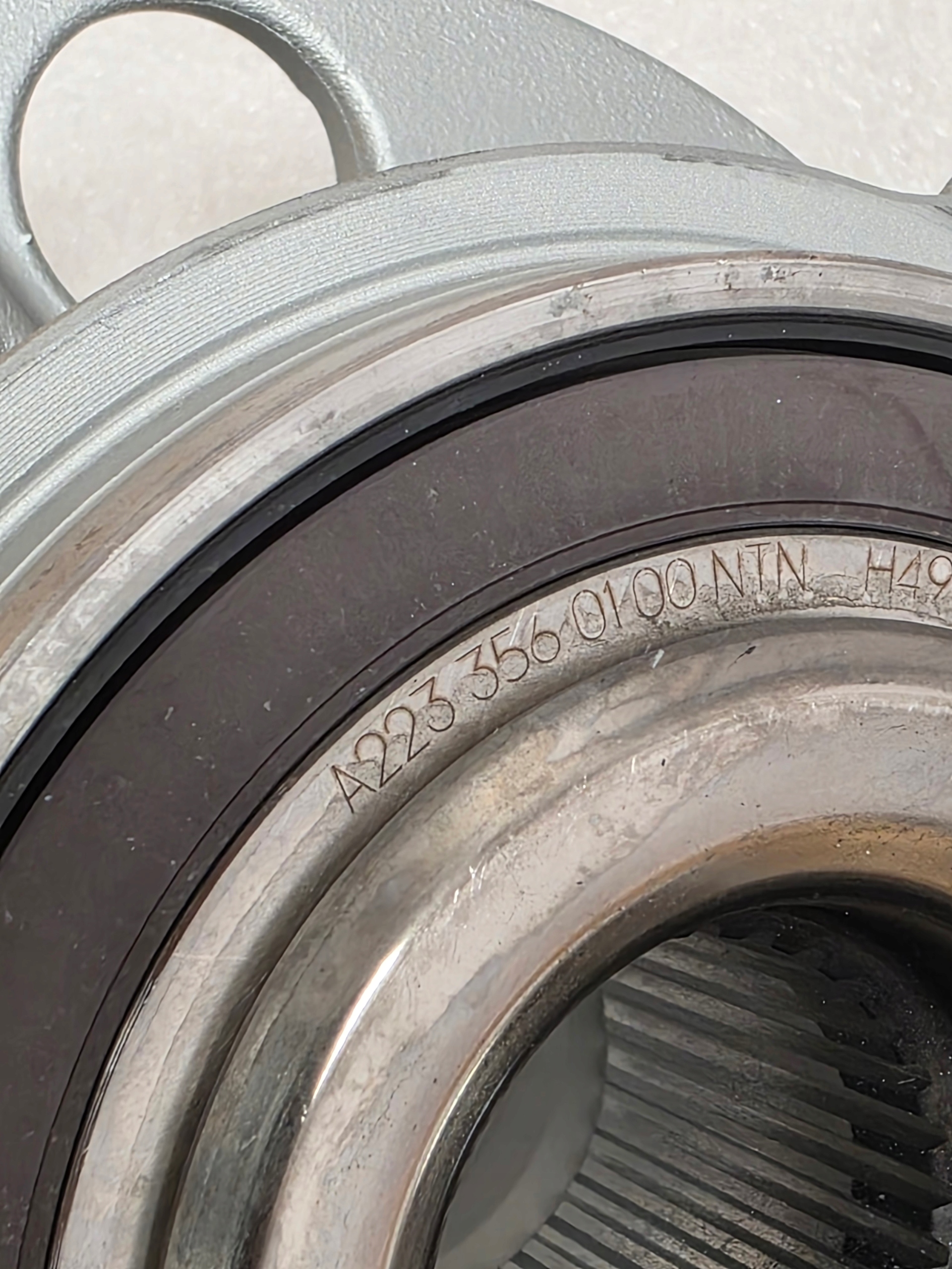 Piasta Łożysko TYŁ Mercedes W206 W214 W223 W236 W254 - galeria
