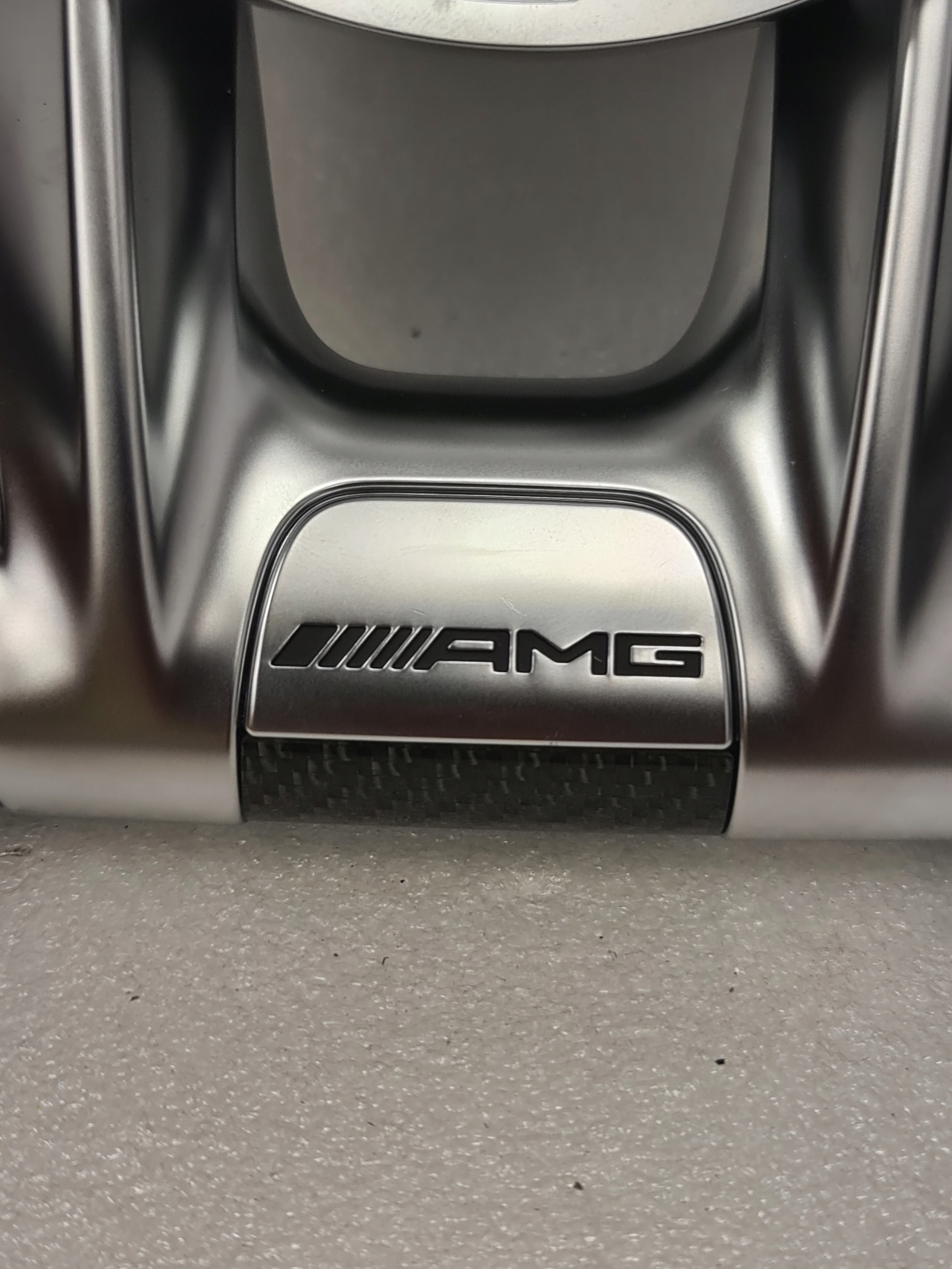 Kierownica Mercedes AMG GRZANA Carbon Alcantara - galeria