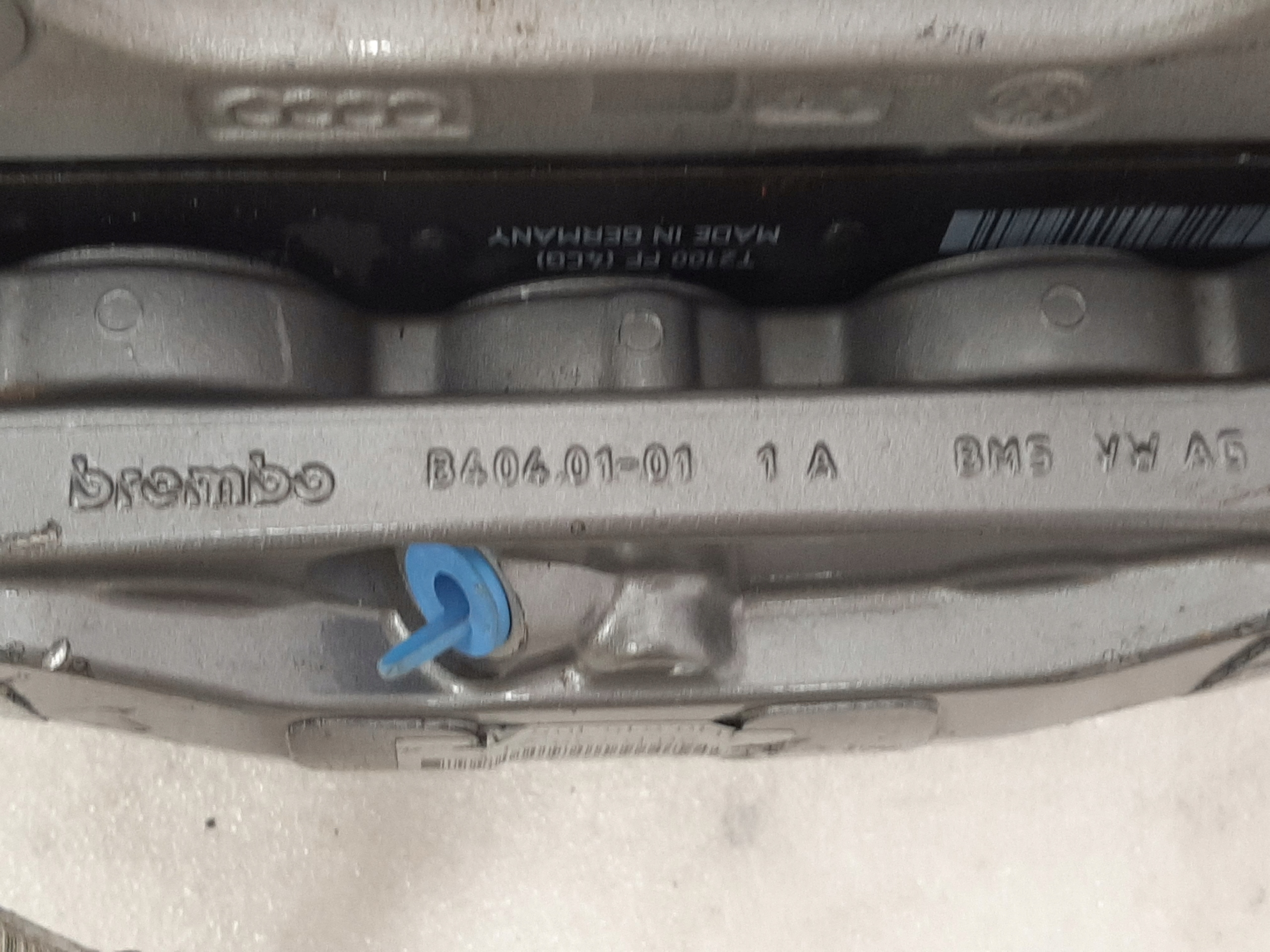 Zacisk Audi Ceramic S8 A8 4H0 D4 Przód Lewy - galeria