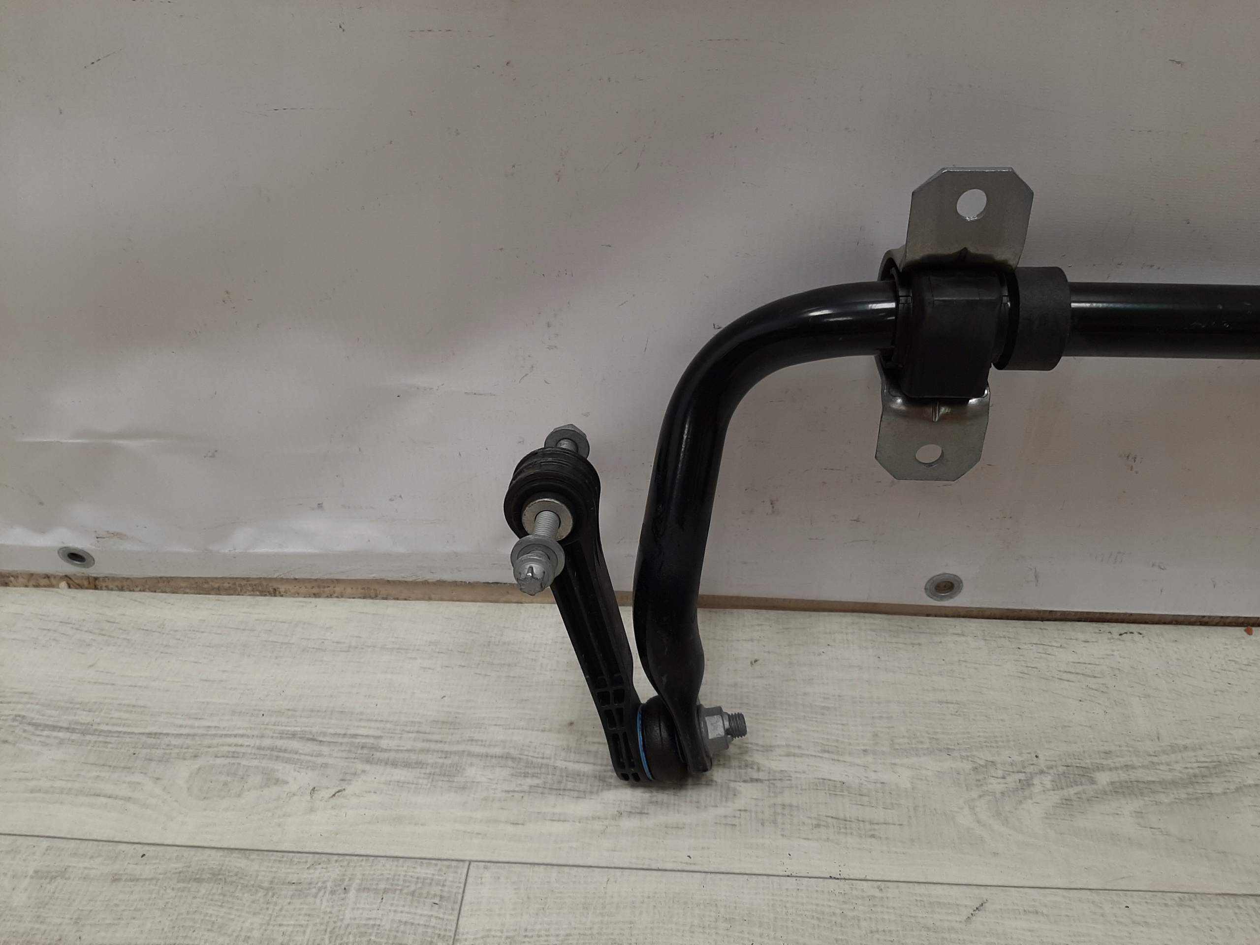 Stabilizator Drążek Tył BMW M8 F91 F92 - galeria