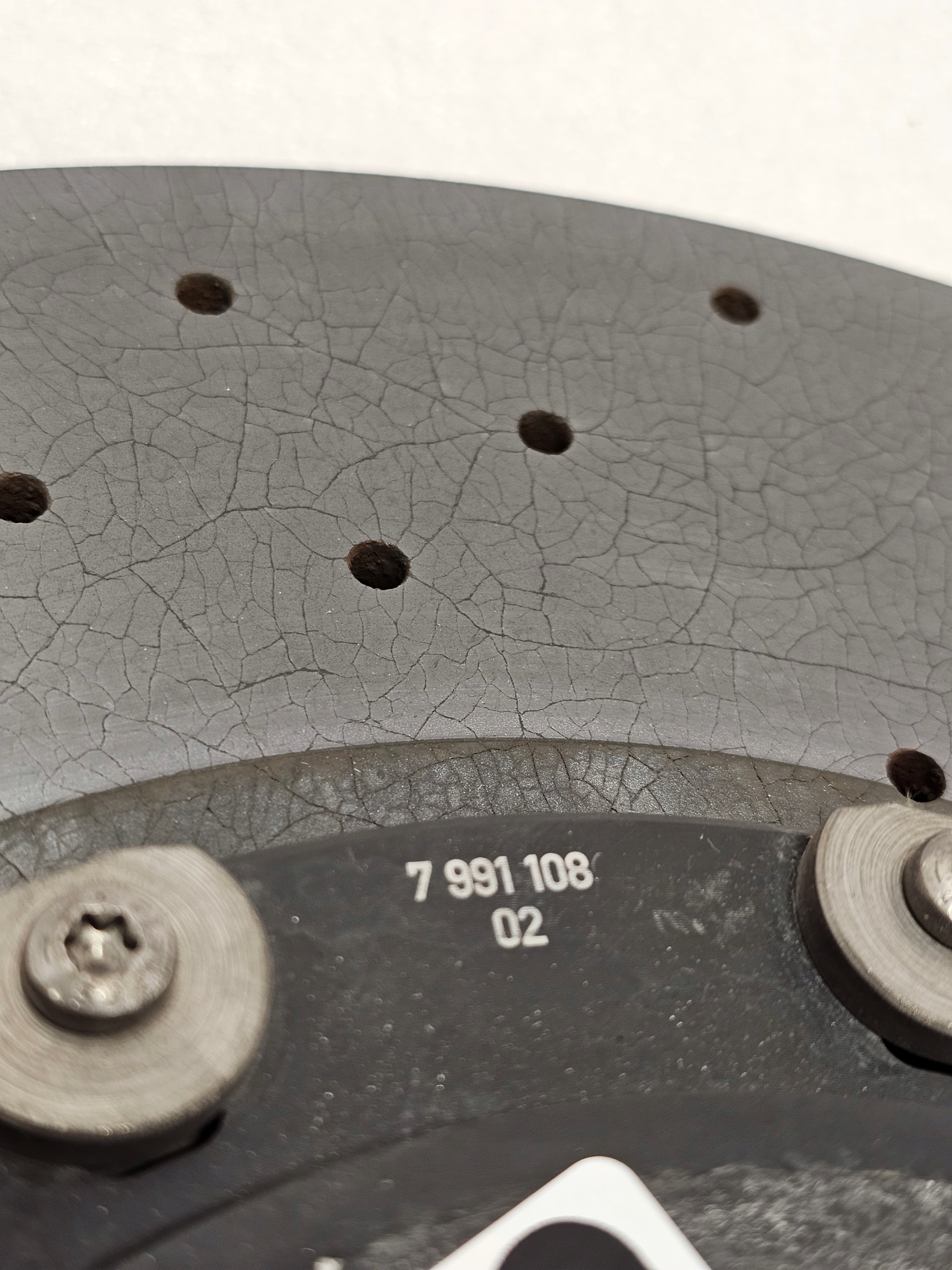 Tarcza CERAMICZNA BMW M5 F90 M8 Tył Prawa OEM - galeria