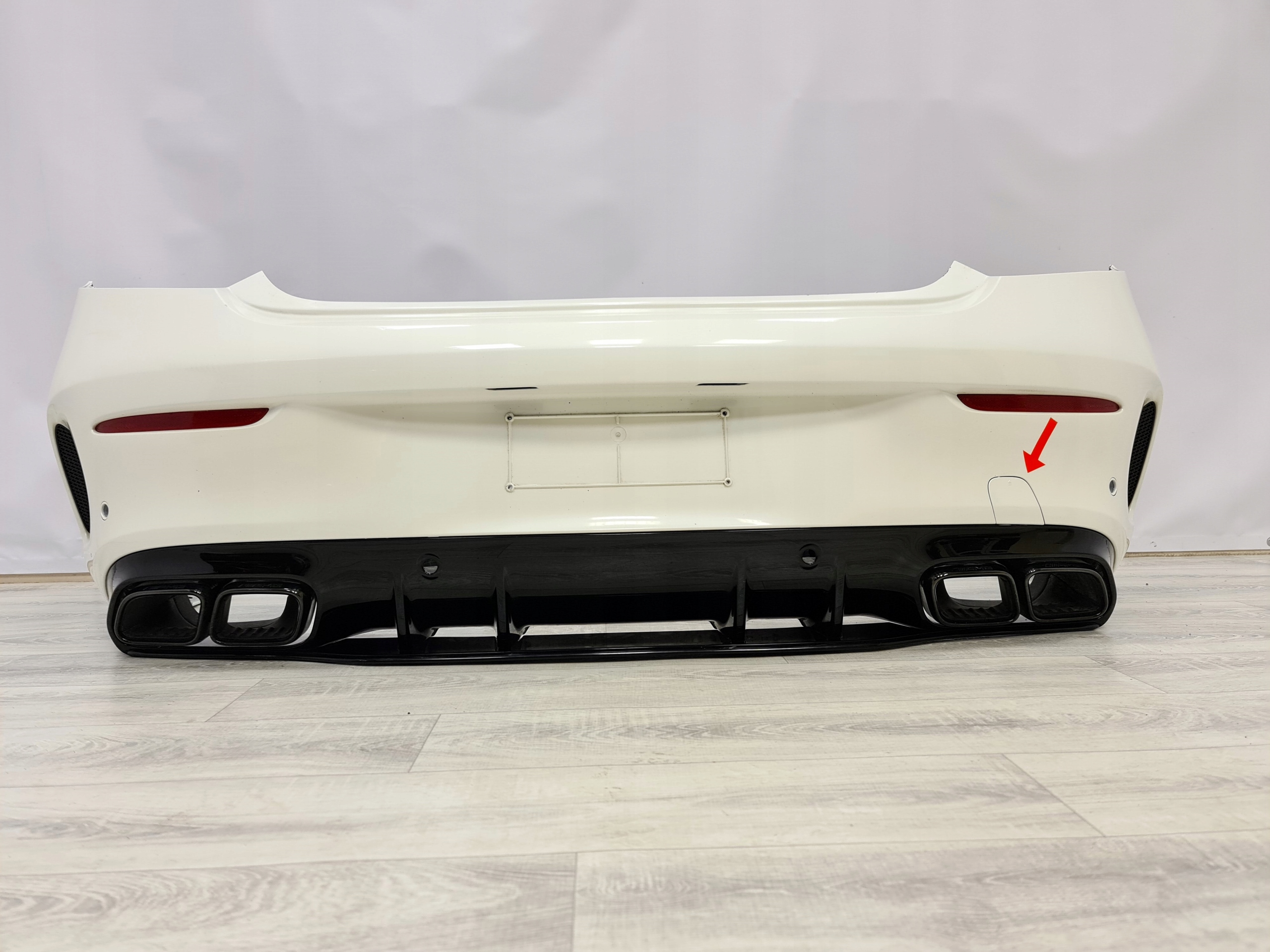 Mercedes C W205 63 AMG Zderzak TYŁ Kompletny LIFT - galeria