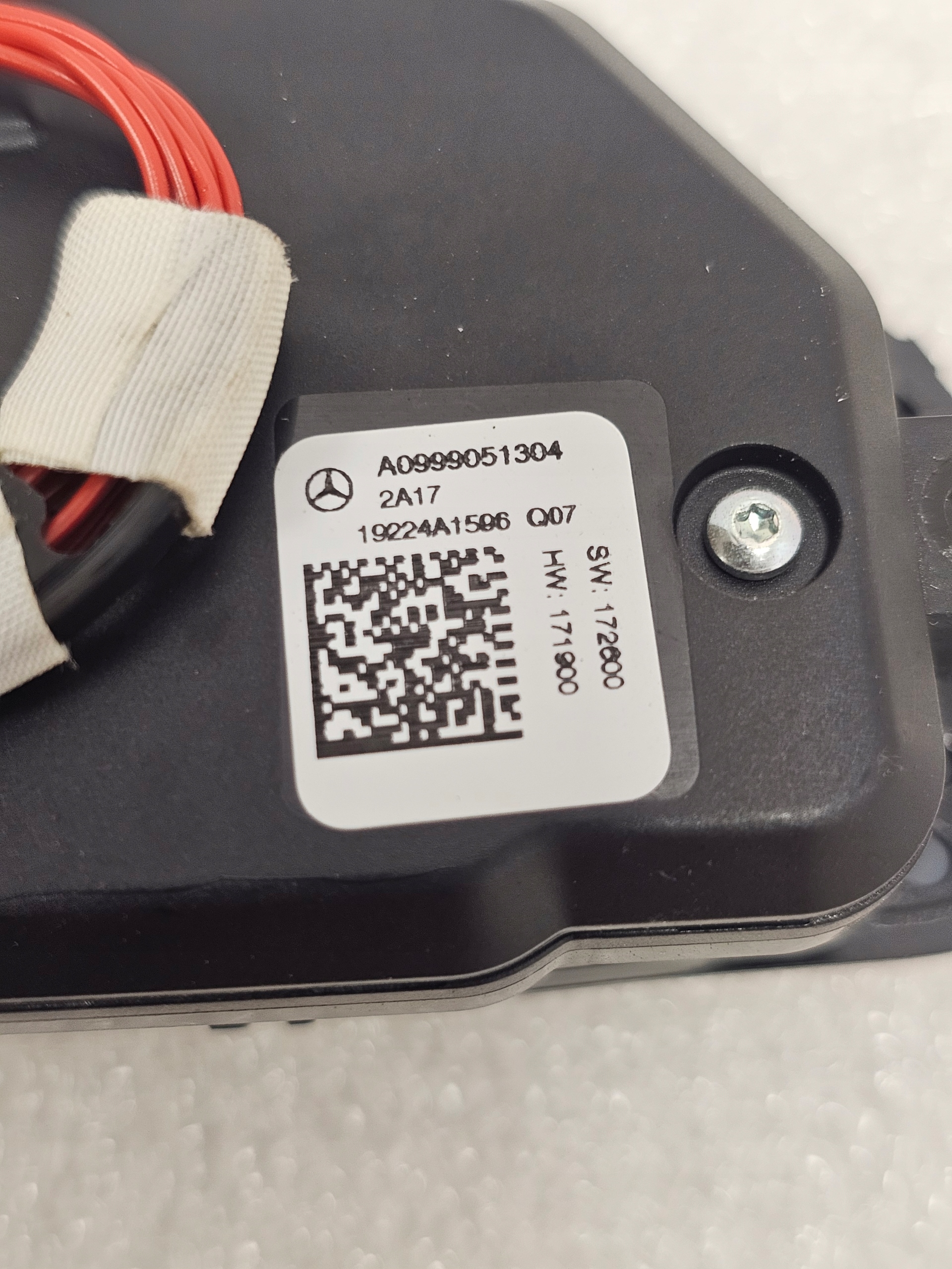 Przycisk Kierownicy Sterowanie Mercedes AMG - A0999051304 - galeria