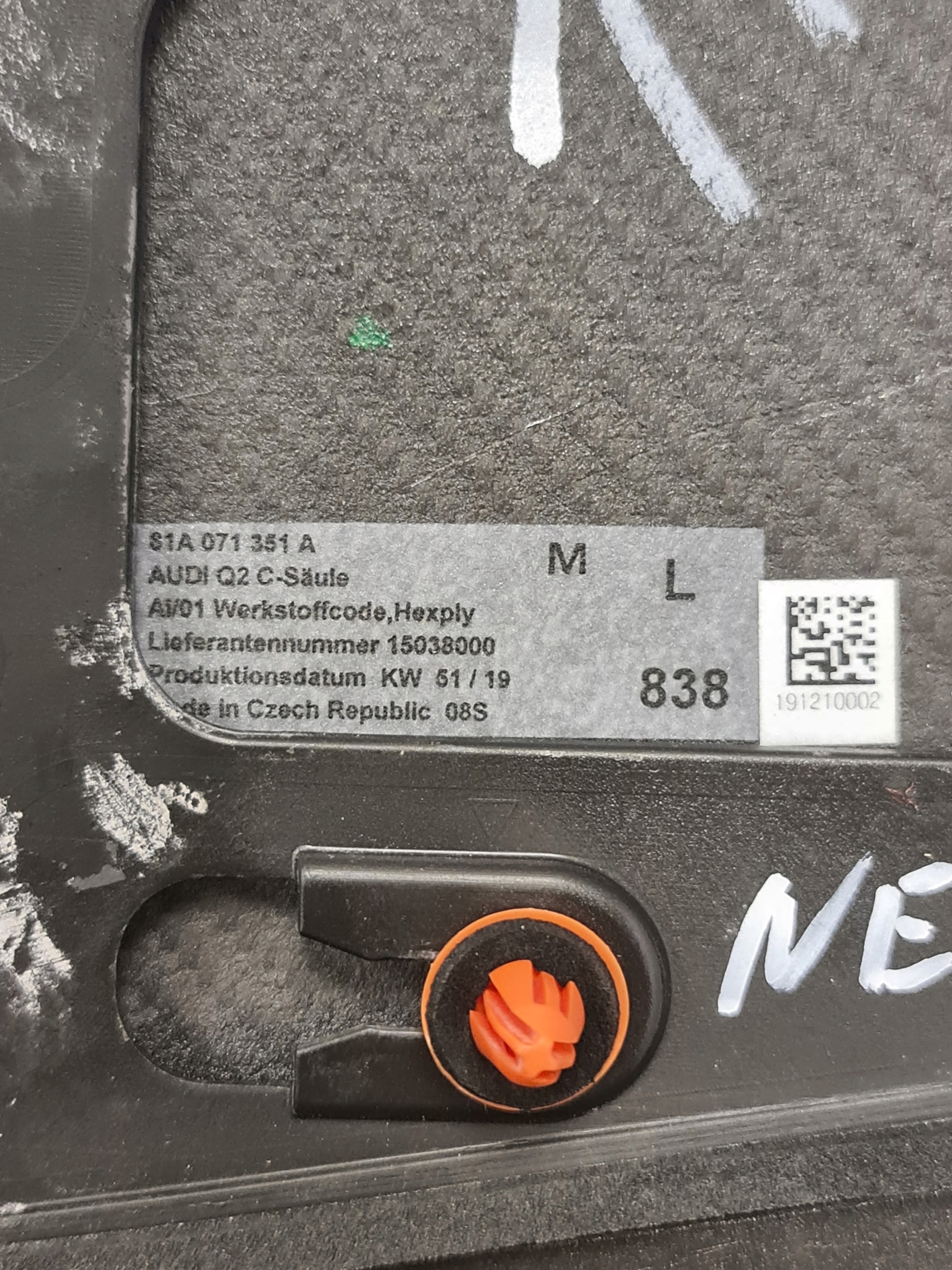 Nakładka Panel Boczny Audi Q2 CARBON - galeria