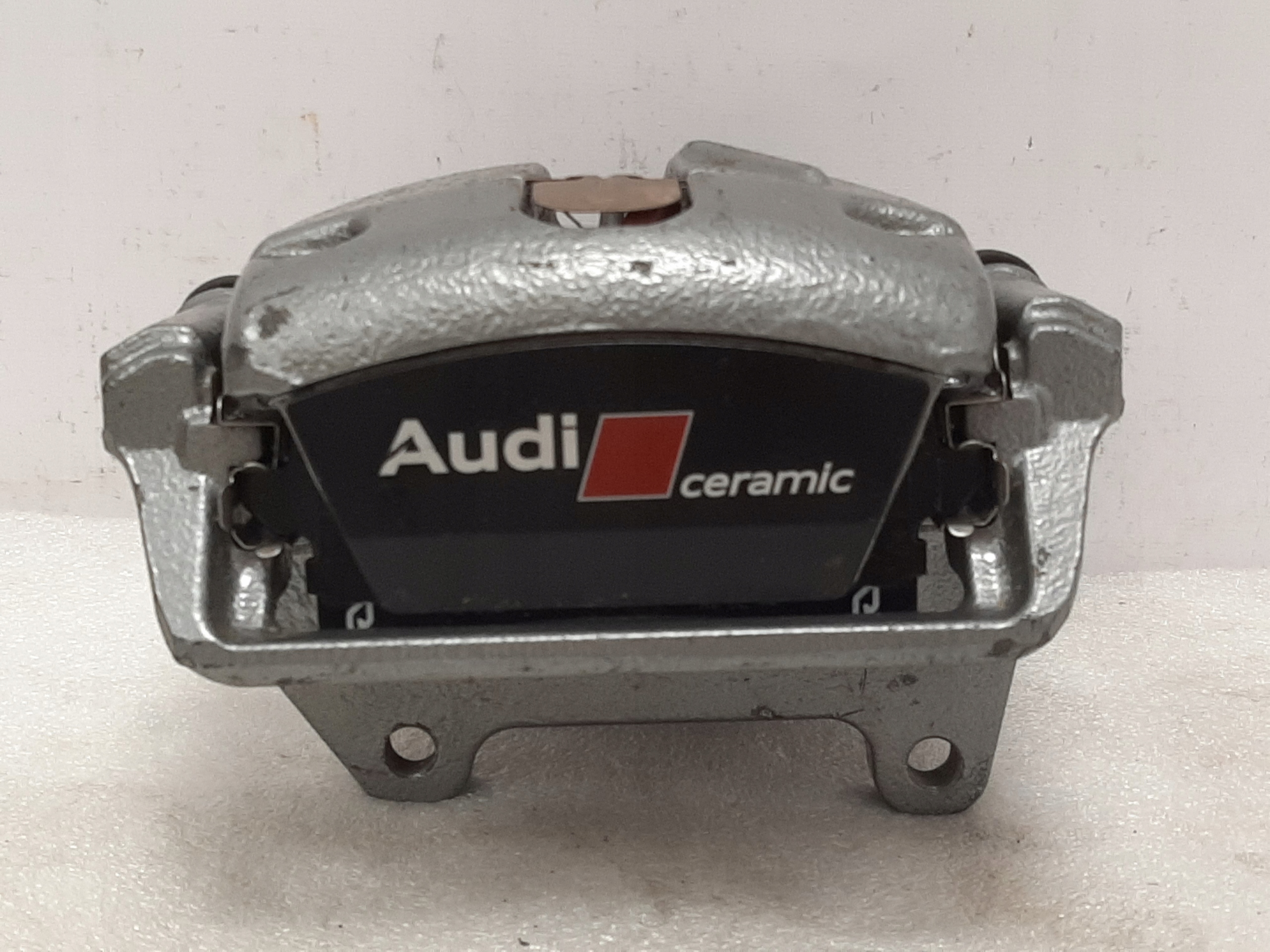 Zacisk Audi Ceramic TYŁ 4H0 S8 D4 - galeria