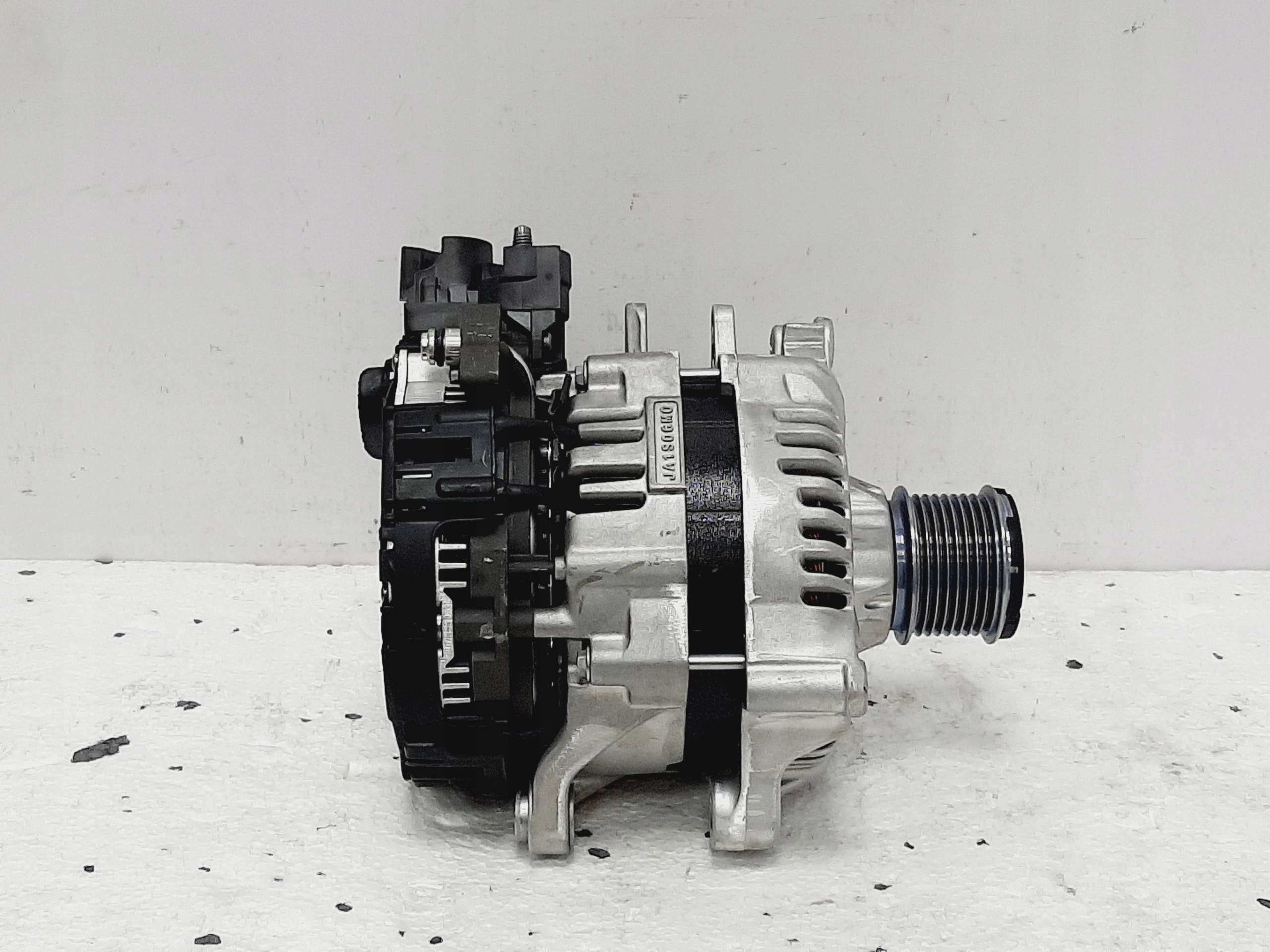 Alternator BMW G06 LCI G60 B48N B48P B48 5A716F0 - galeria