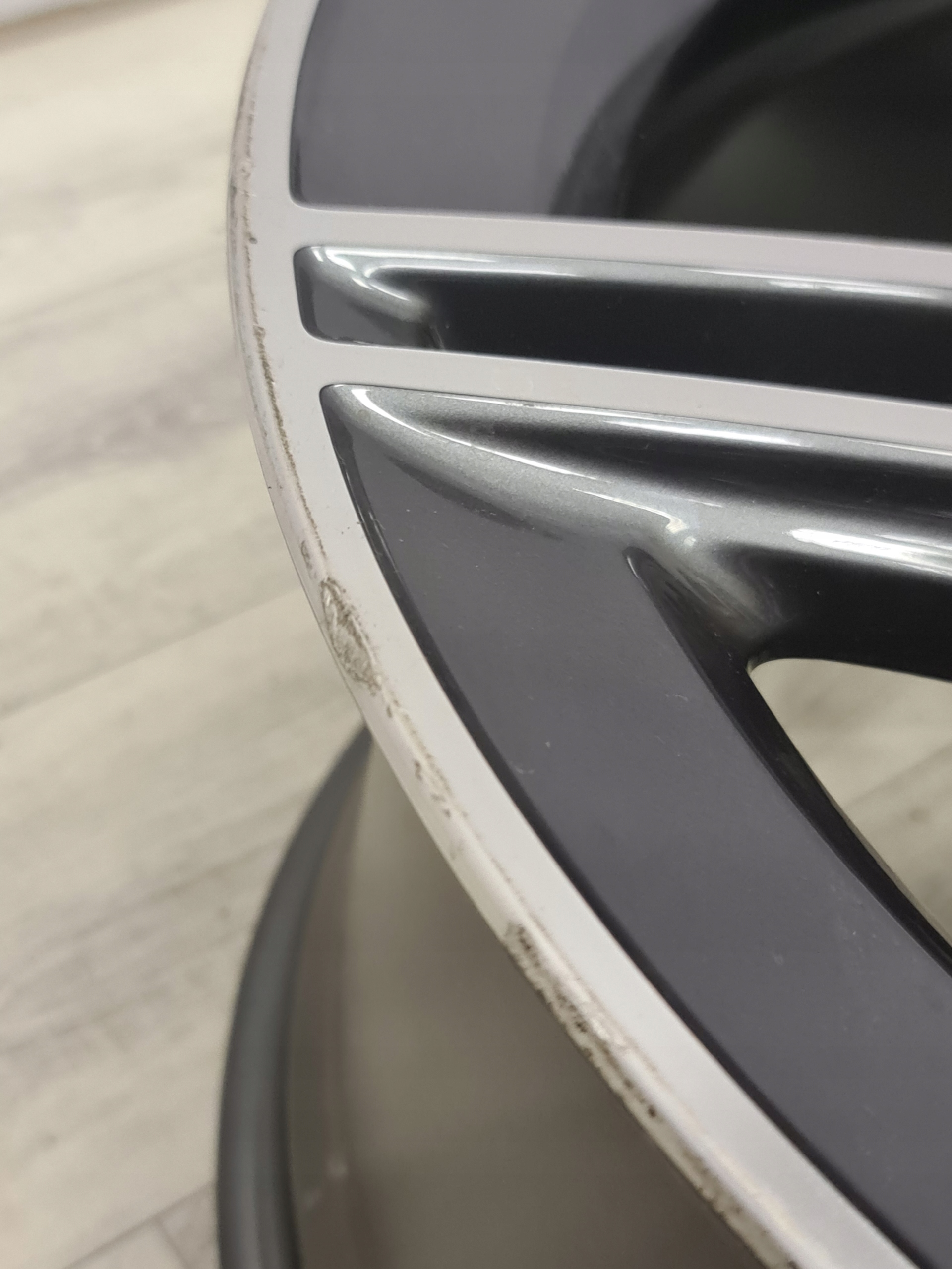 Felga W290 Mercedes AMG GT 4door TYŁ GT63 - galeria