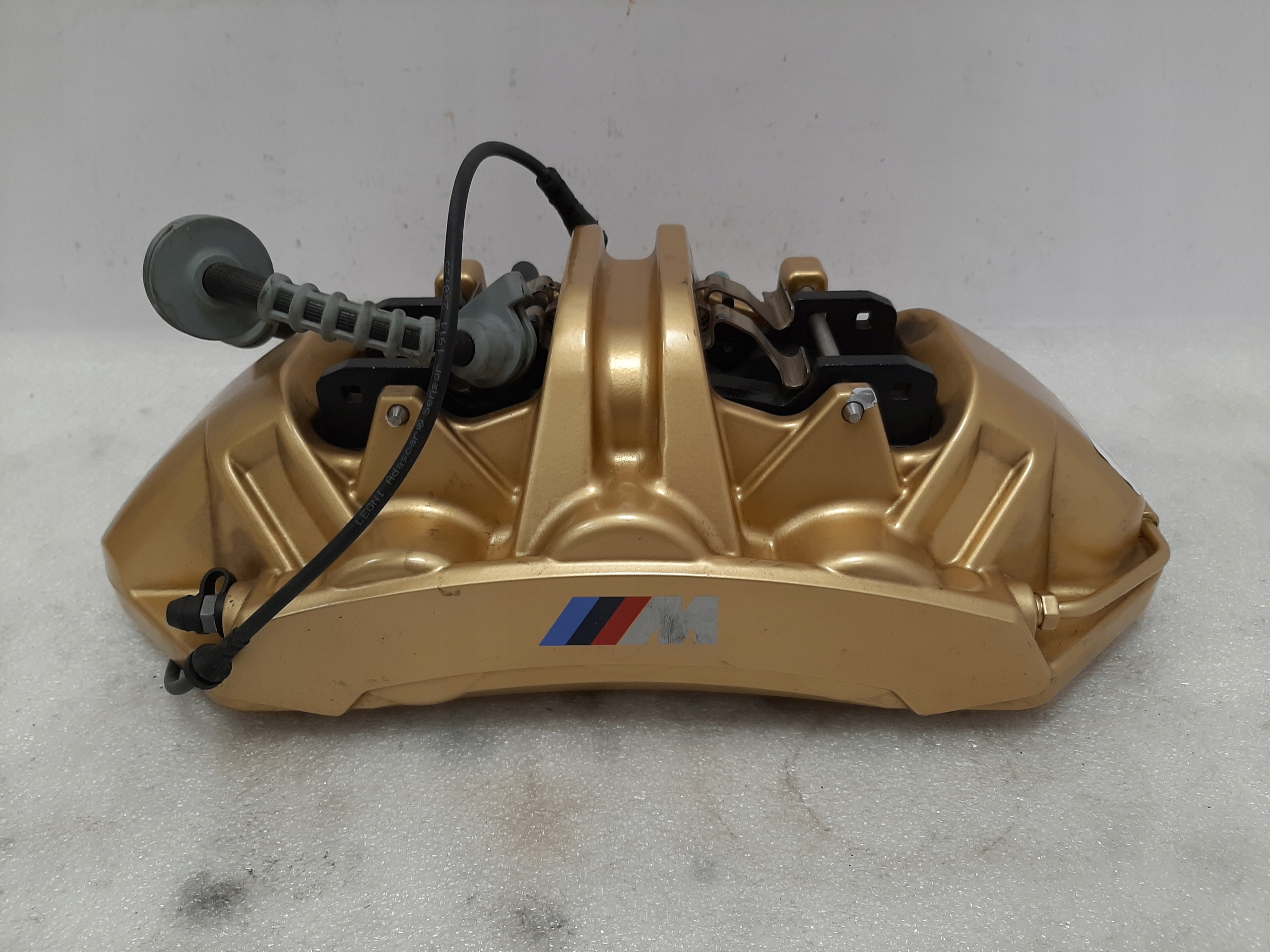 Zaciski BMW Ceramika M3 M4 M5 M8 G80 G82 F90 F91 - galeria