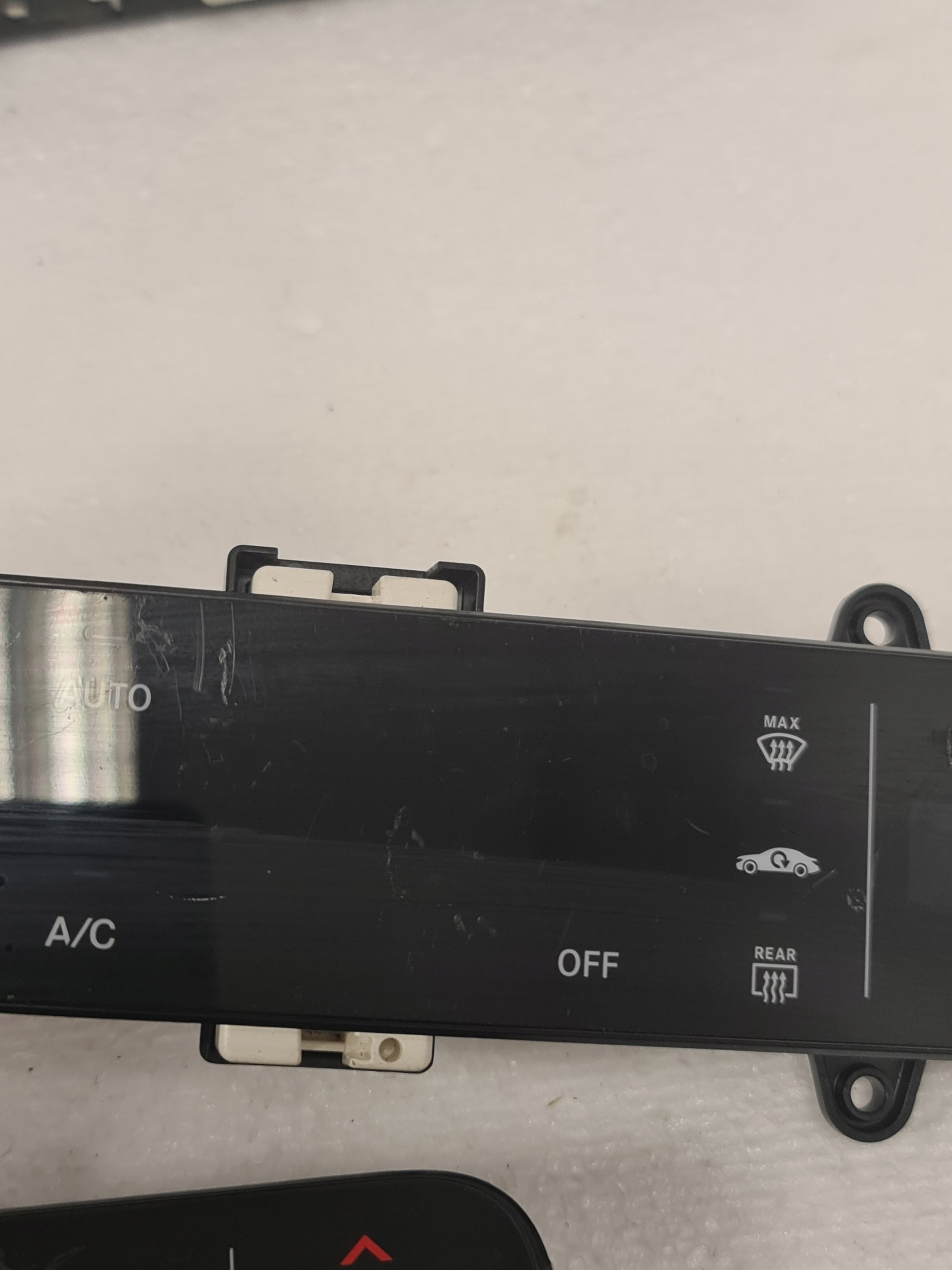 Panel Klimatyzacji Nawiewu Mercedes W206 - galeria