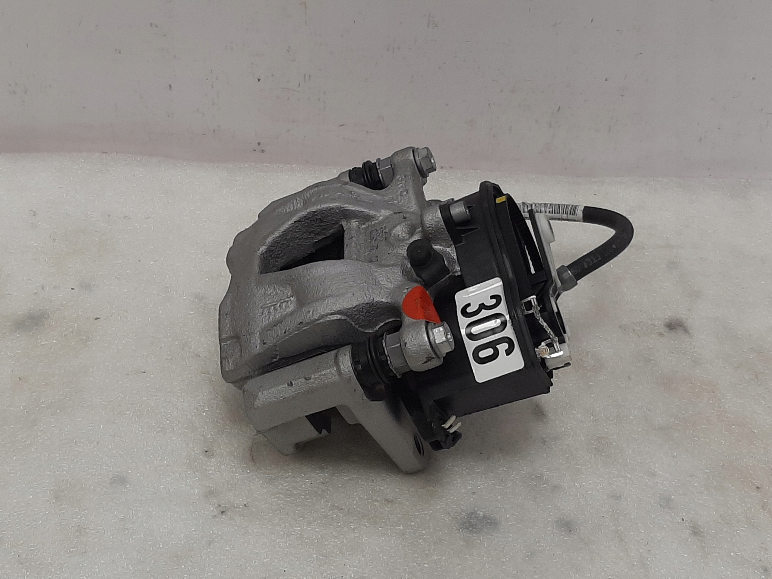 Zacisk Audi A4 A5 A6 A7 Lewy Tył 8W0405CF - galeria