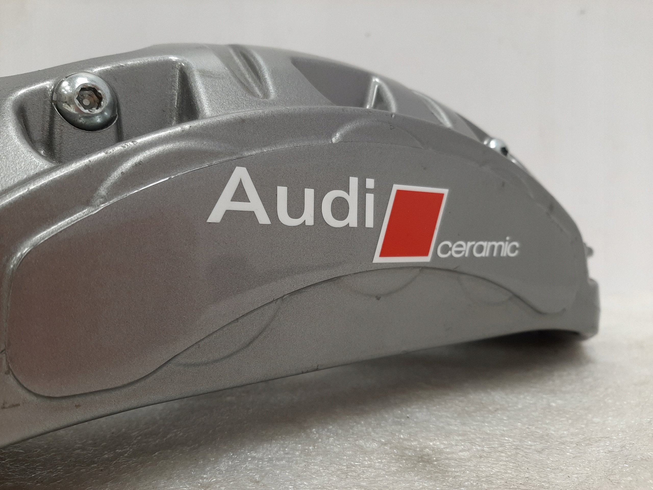 Zaciski Audi Ceramic A6 C7 8 S8 D4 RS6 C7 4G Q7 4M - galeria