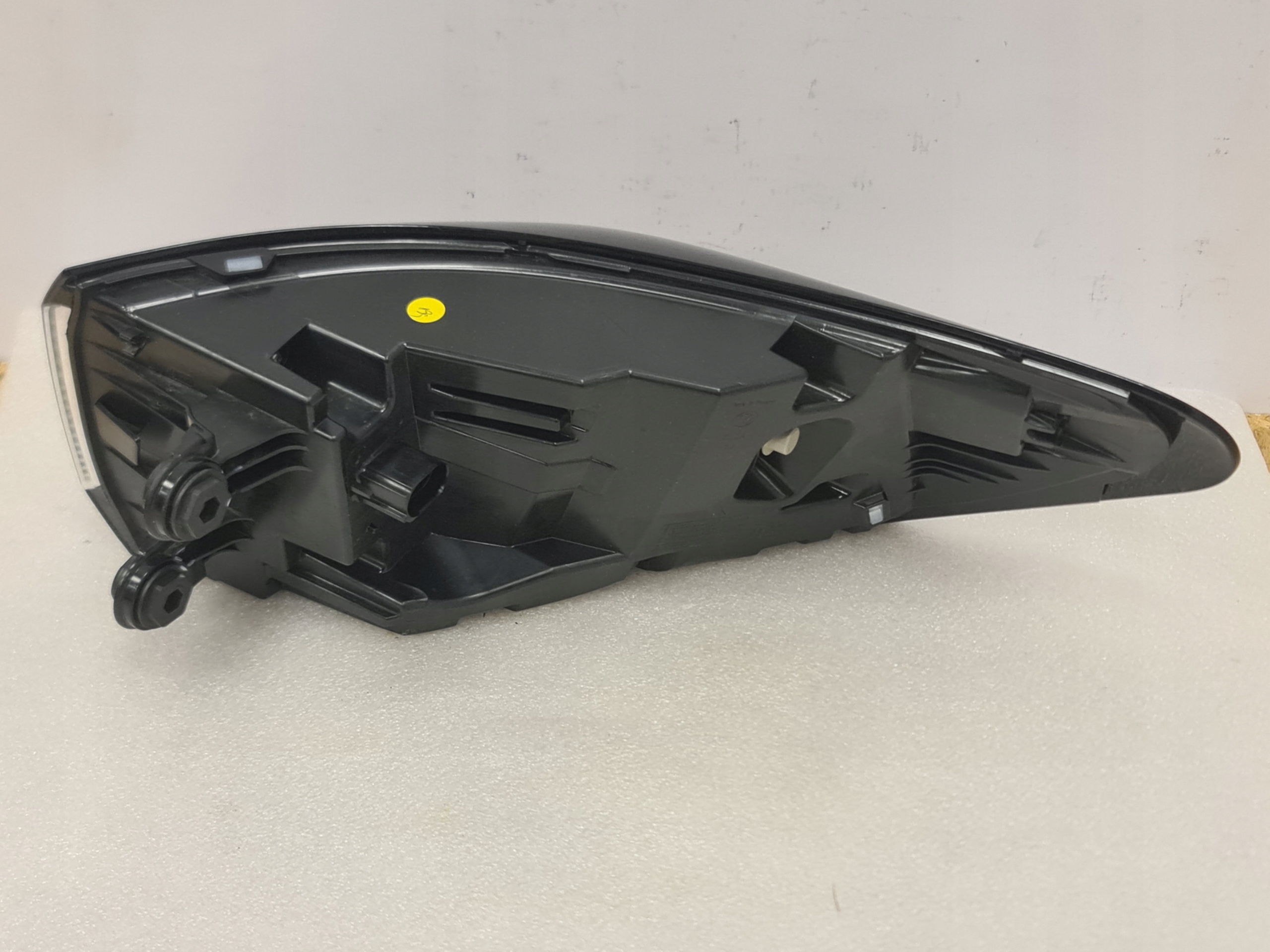 Lampa VW ID4 ID.4 Tylna Tył Lewa 11A945207A - galeria
