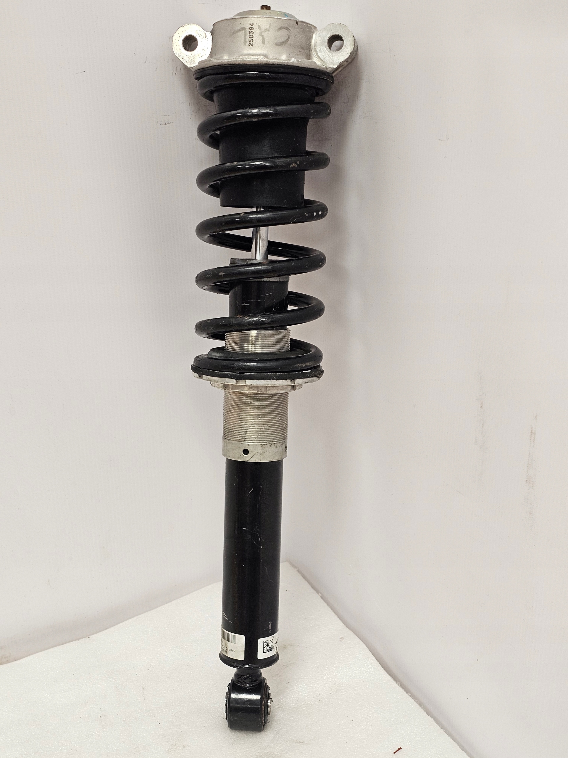 Amortyzator Shock Absorber Przód Przedni FERRARI California T - galeria