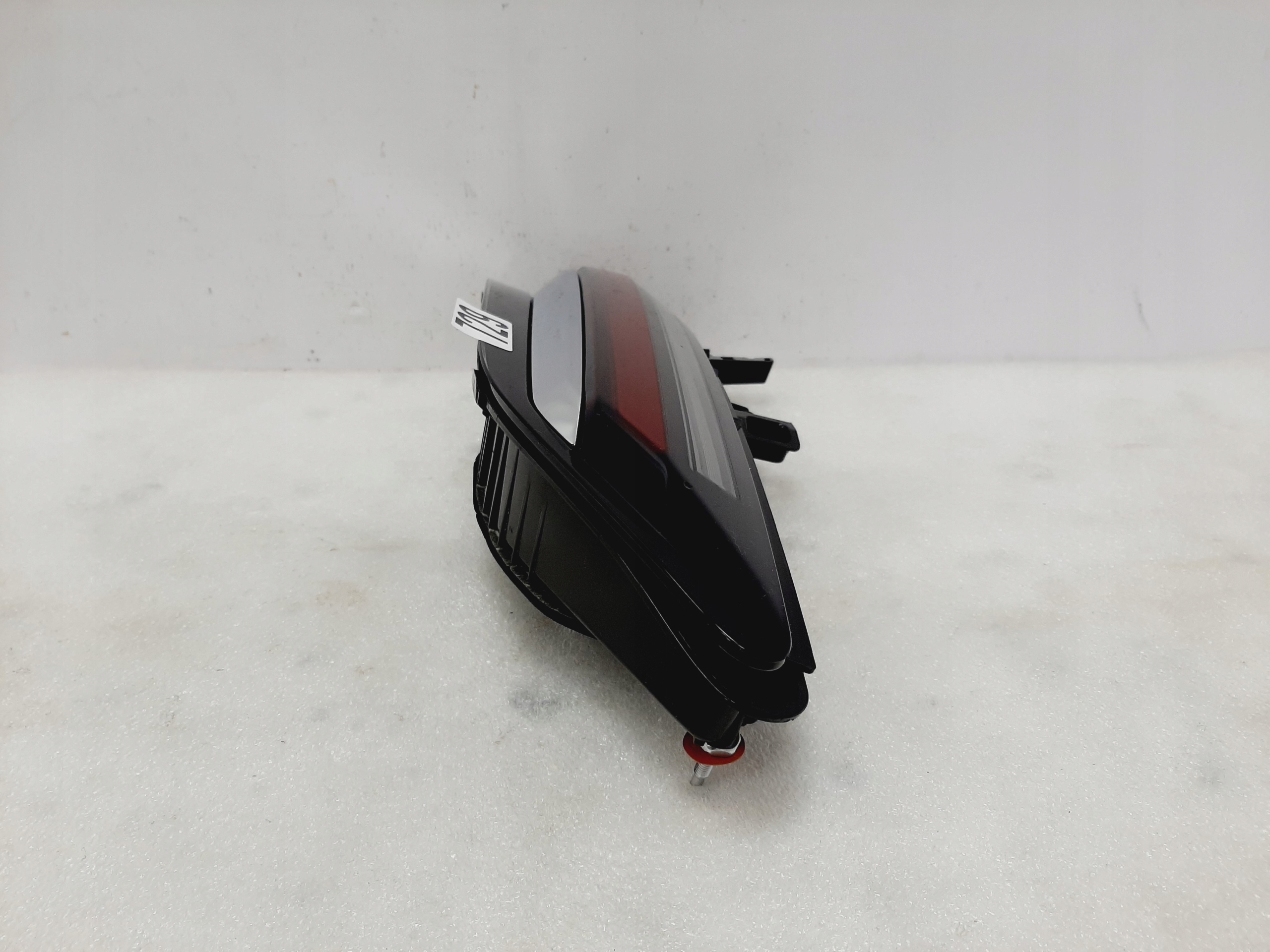 Lampa BMW G70 7 Tylna Prawa w klapę Chrom 5A45BA6 - galeria