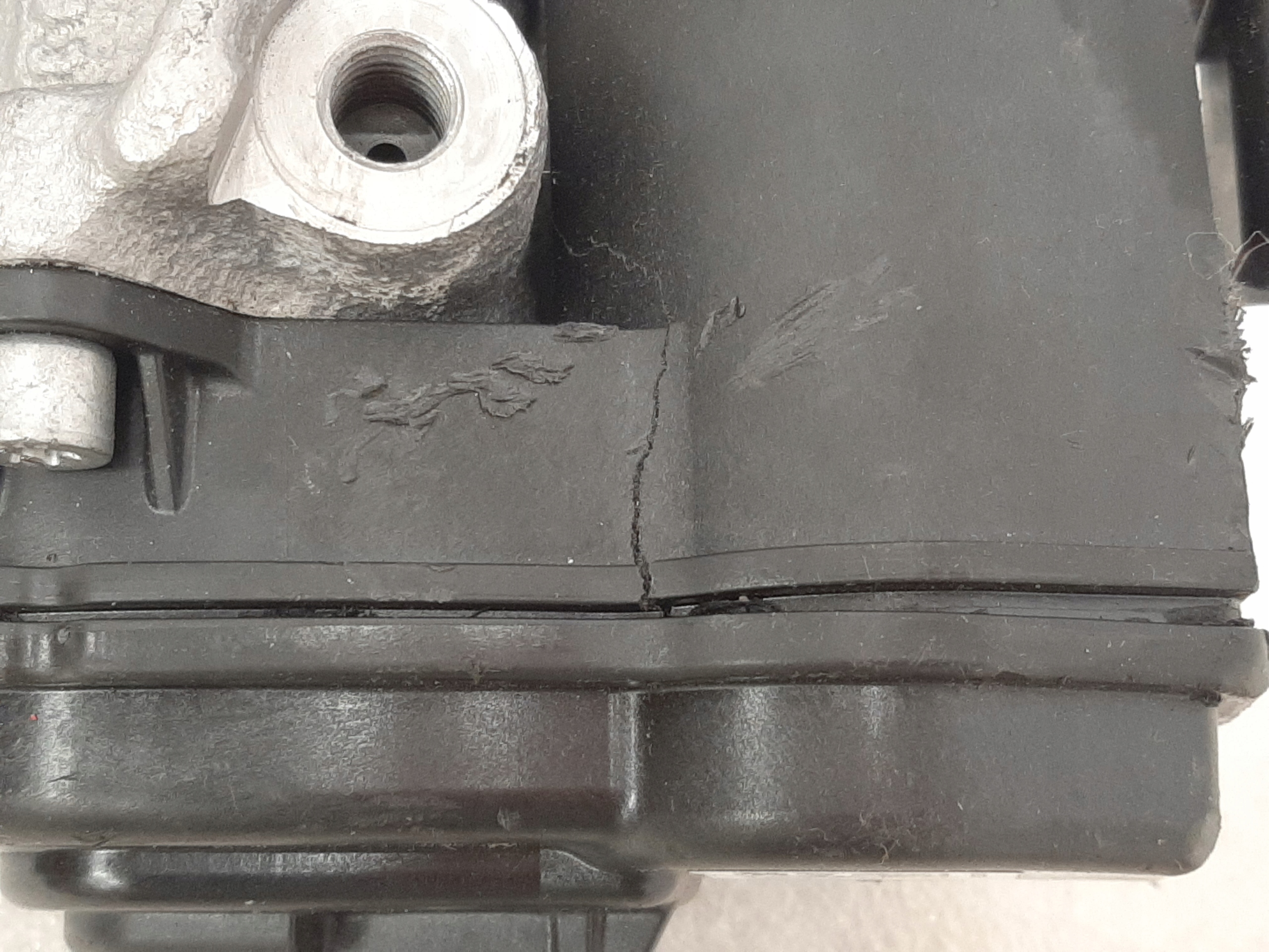 Zacisk Audi A4 A5 A6 A7 Lewy Tył 8W0405CF - galeria