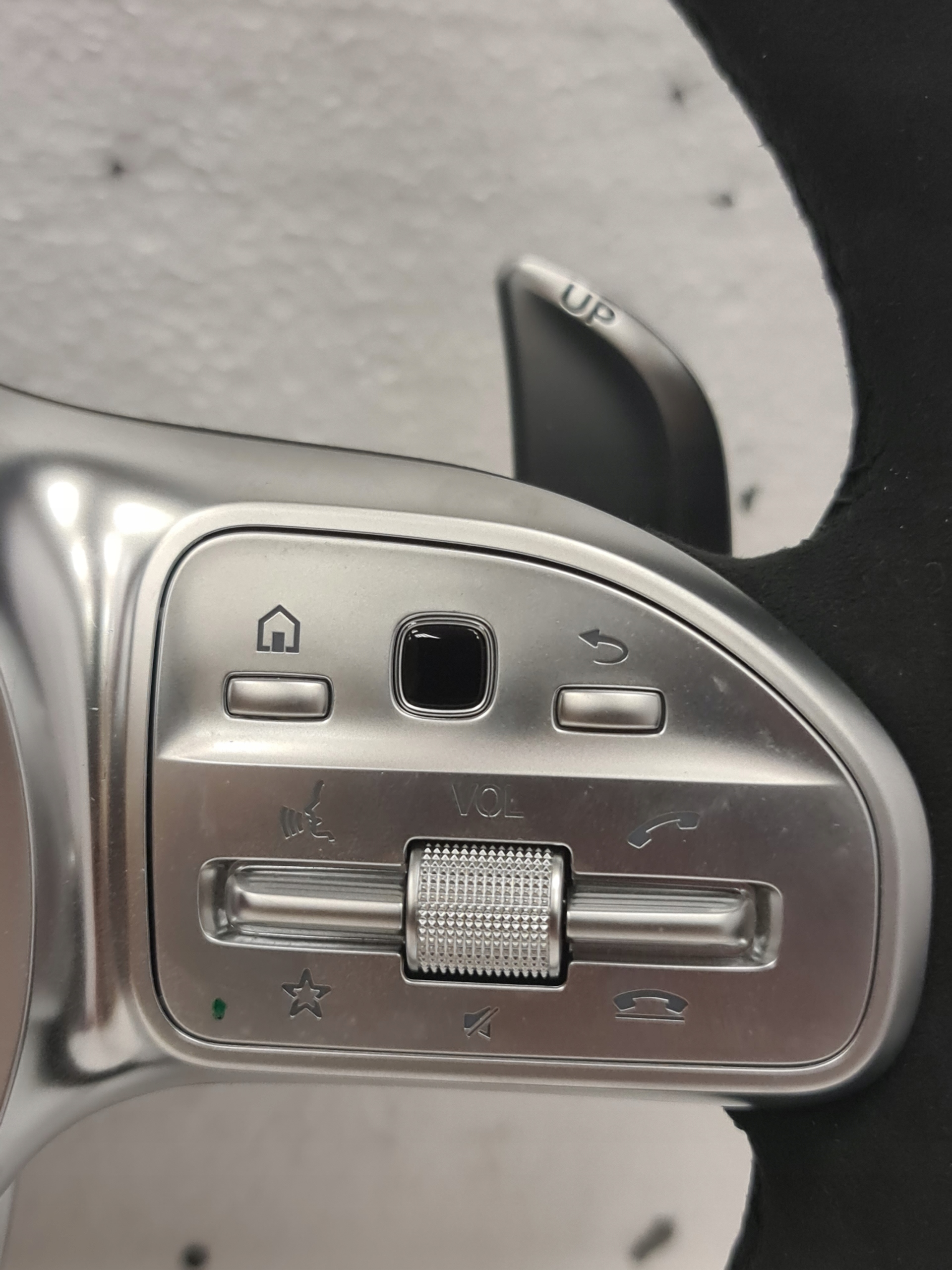 Kierownica Mercedes AMG GRZANA Carbon Alcantara - galeria
