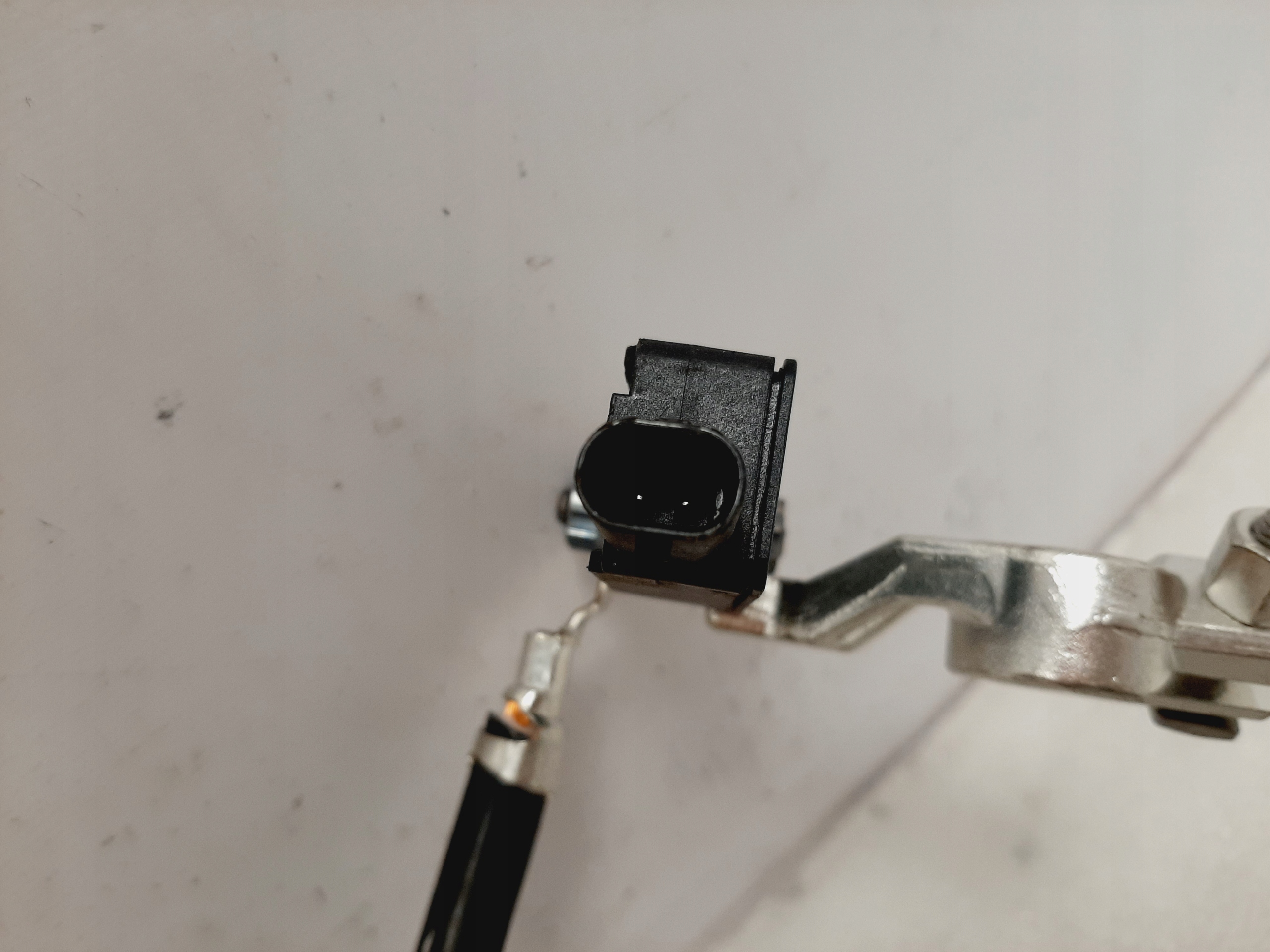 Klema Minusowa Przewód Mercedes W205 W213 W253 W257 - galeria