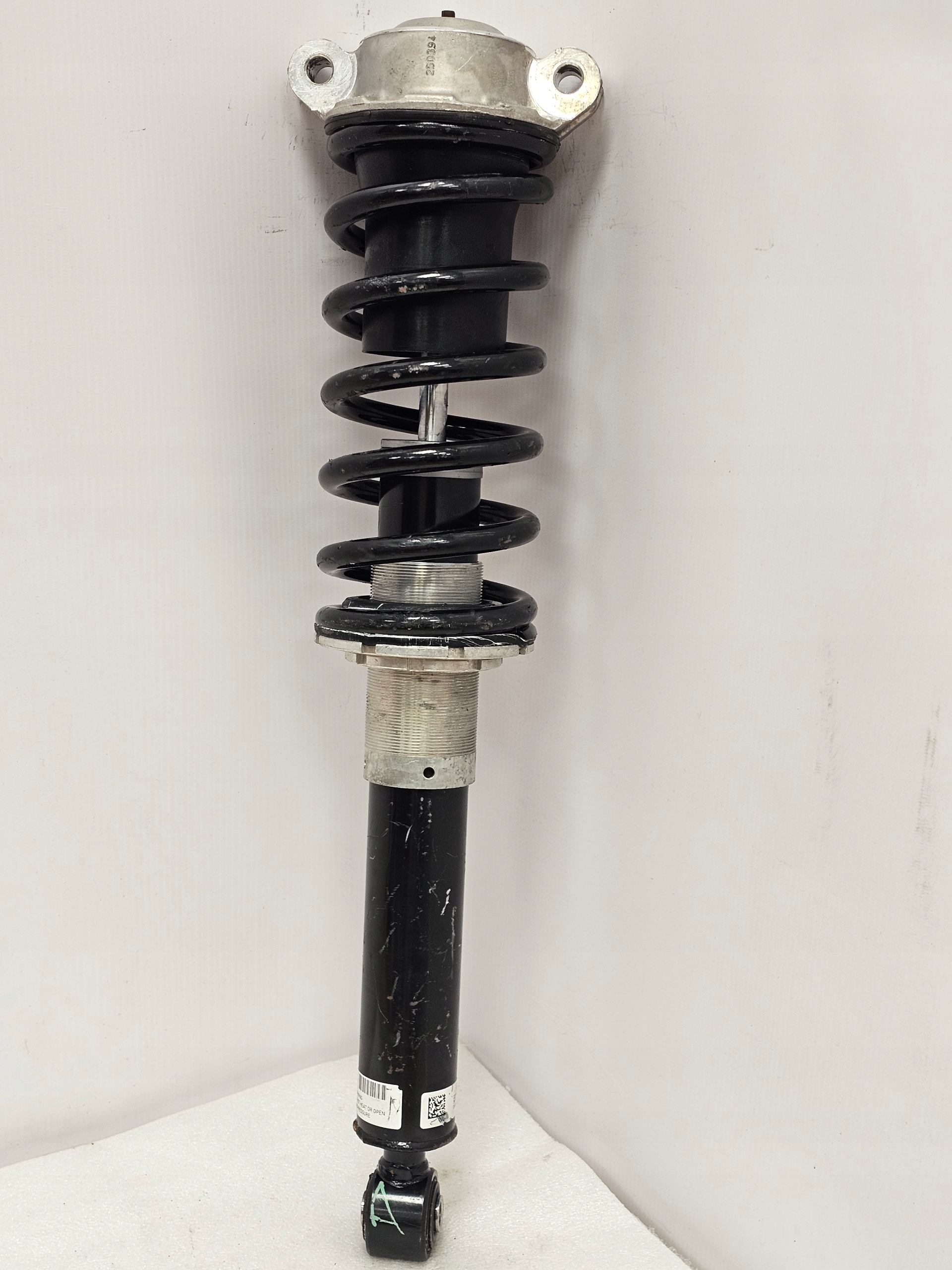 Amortyzator Shock Absorber Przód Przedni FERRARI California T - galeria