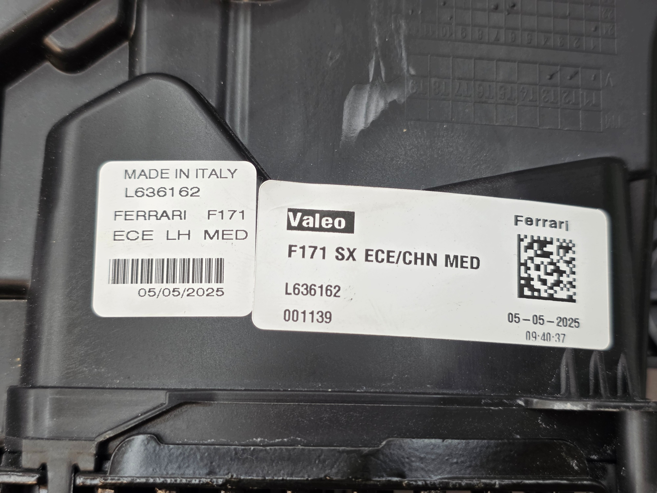 Lampa Przód Przednia LEWA FERRARI 296 MED F171 - galeria
