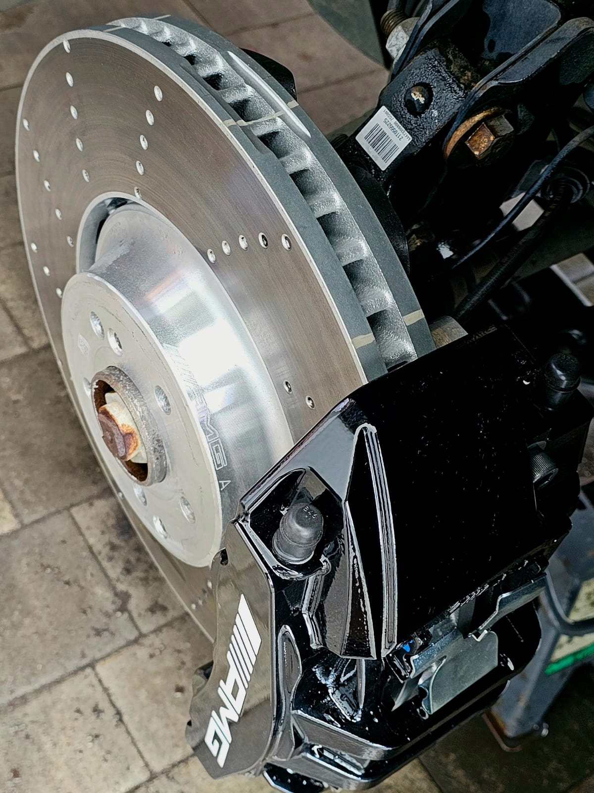 Zaciski Tarcze Hamulce Mercedes W447 V Tarcze Zestaw BigBrake 390 - galeria