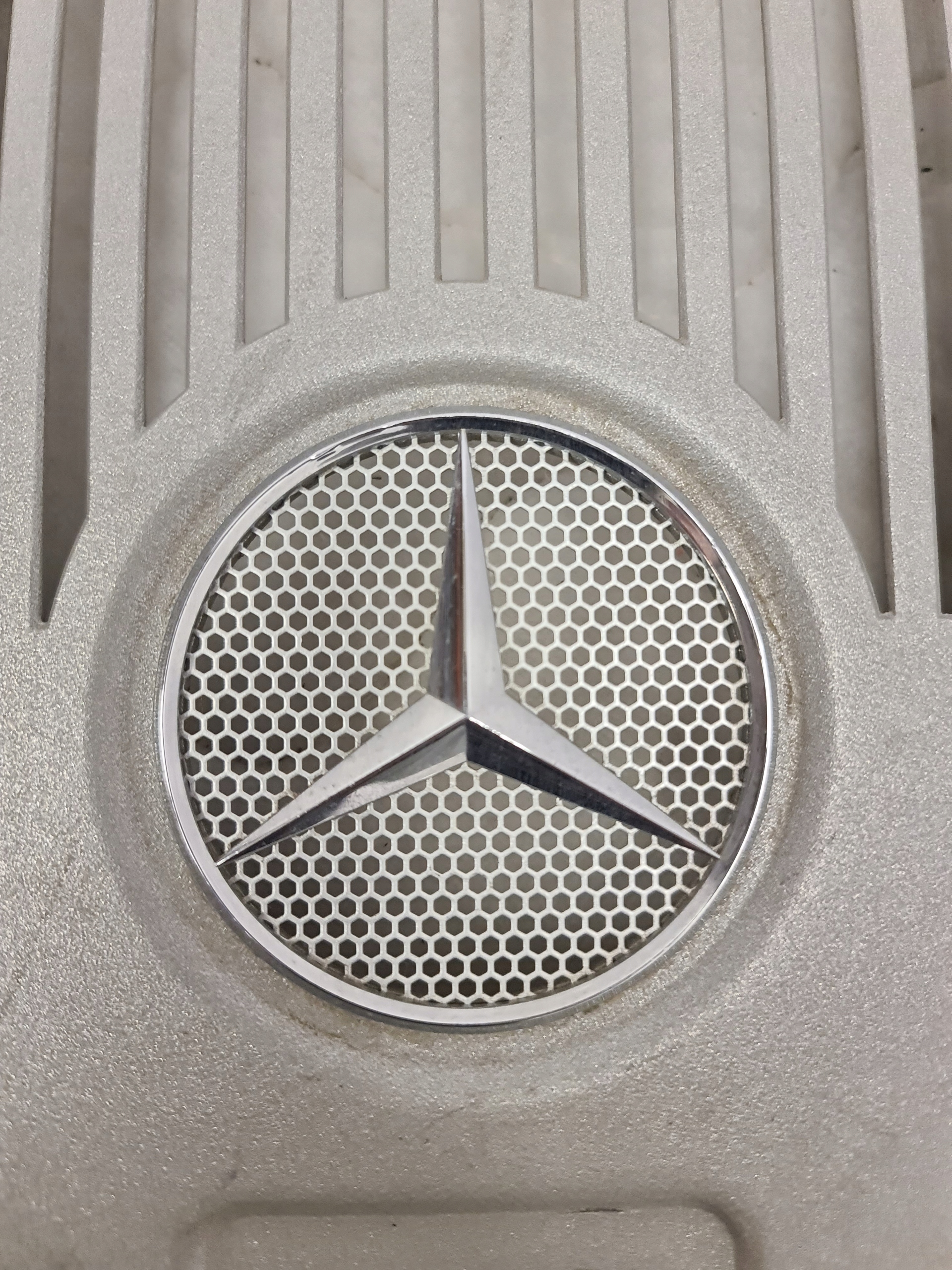 Pokrywa Osłona Silnik Mercedes V12 S65 W221 65 AMG - galeria