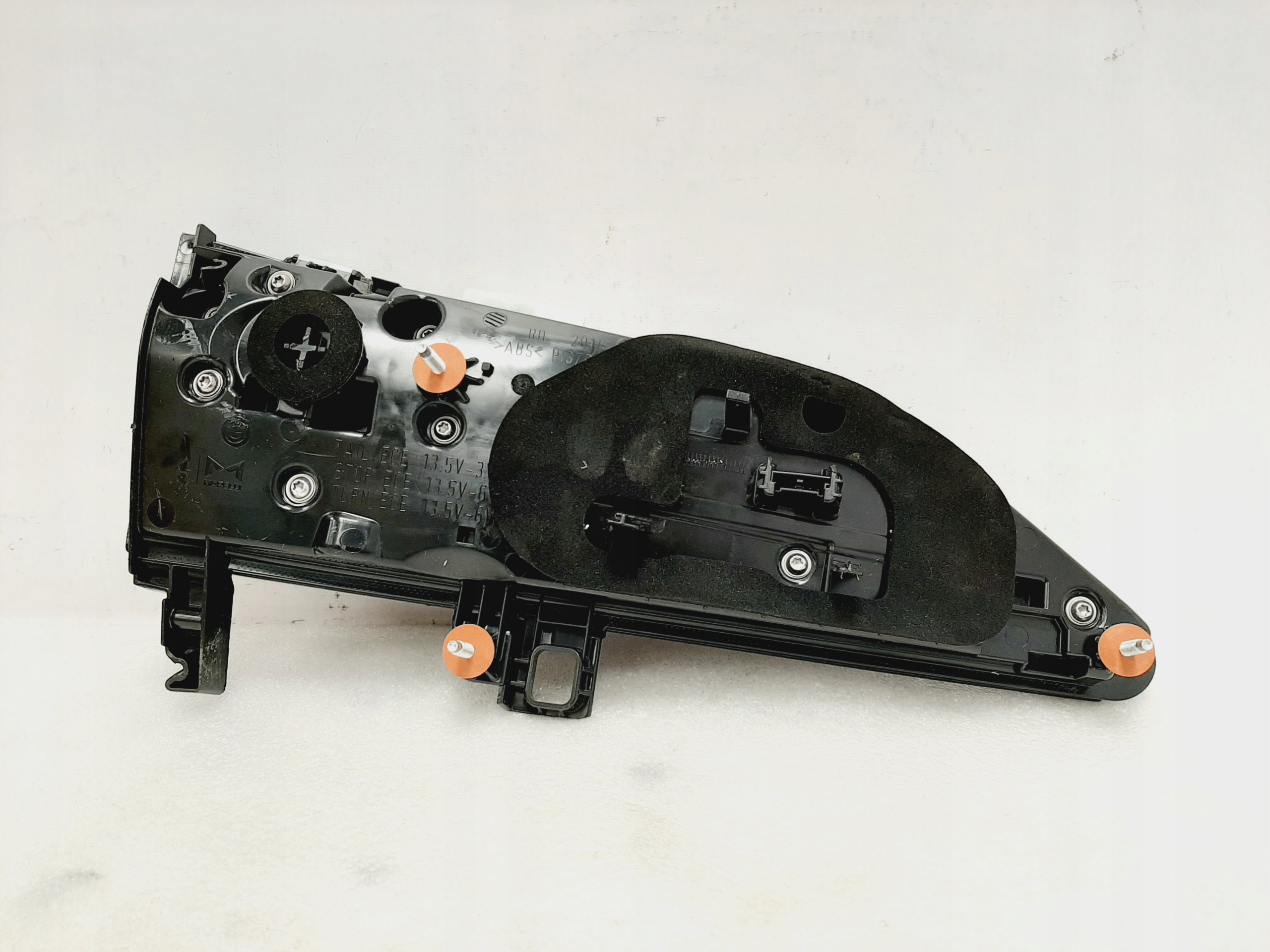 Lampa BMW G70 7 Tylna Prawa w klapę Chrom 5A45BA6 - galeria