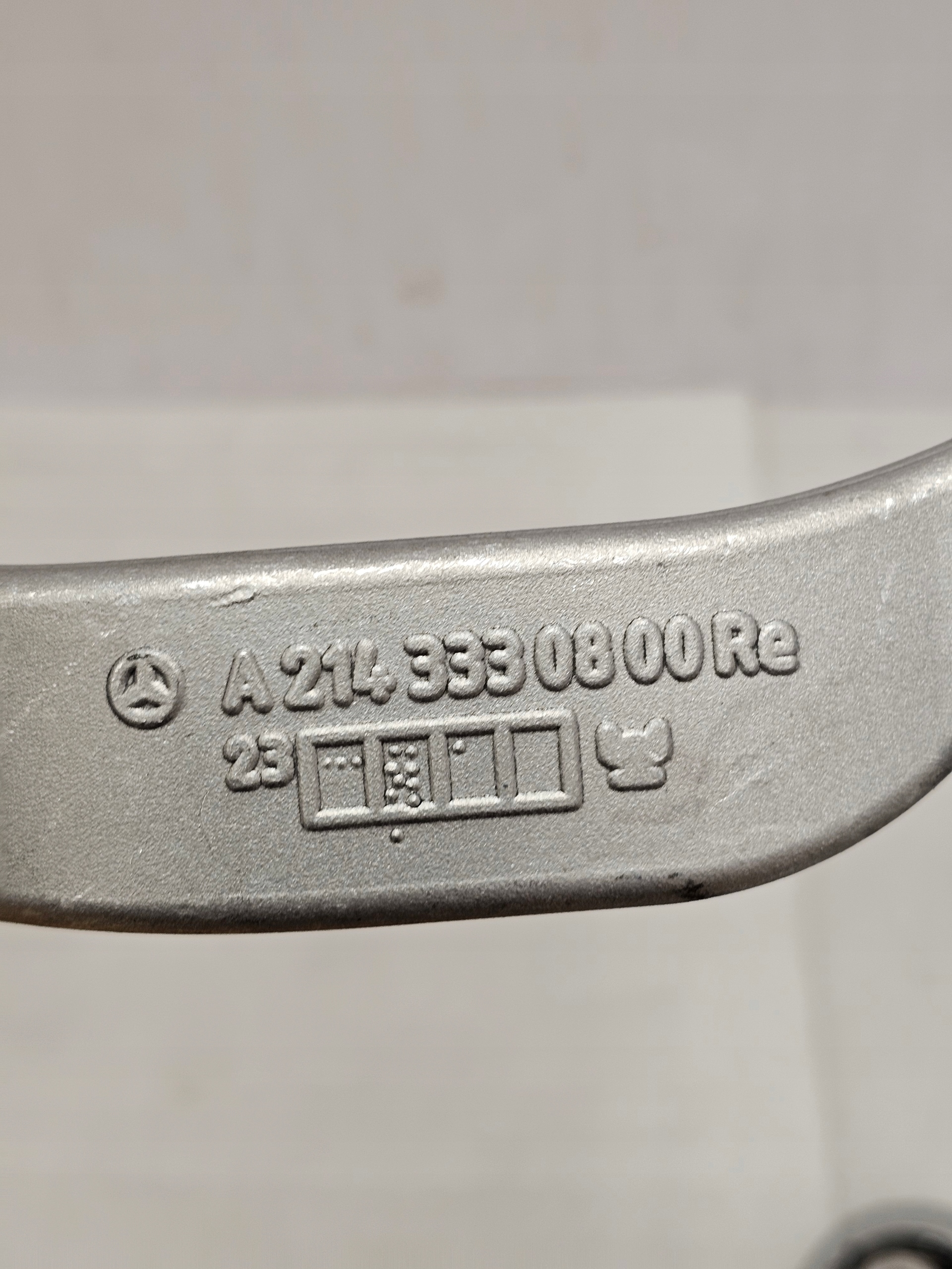 Wahacz Przedni Prawy Mercedes W214 W236 4Matic A2143330800 RE - galeria