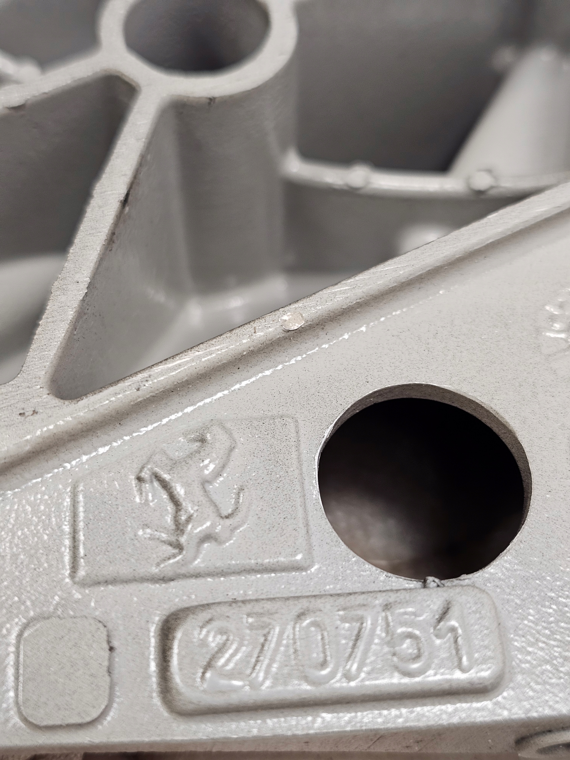 Zawieszenie silnika Belka Sanki Wózek Ferrari F12 812 - galeria