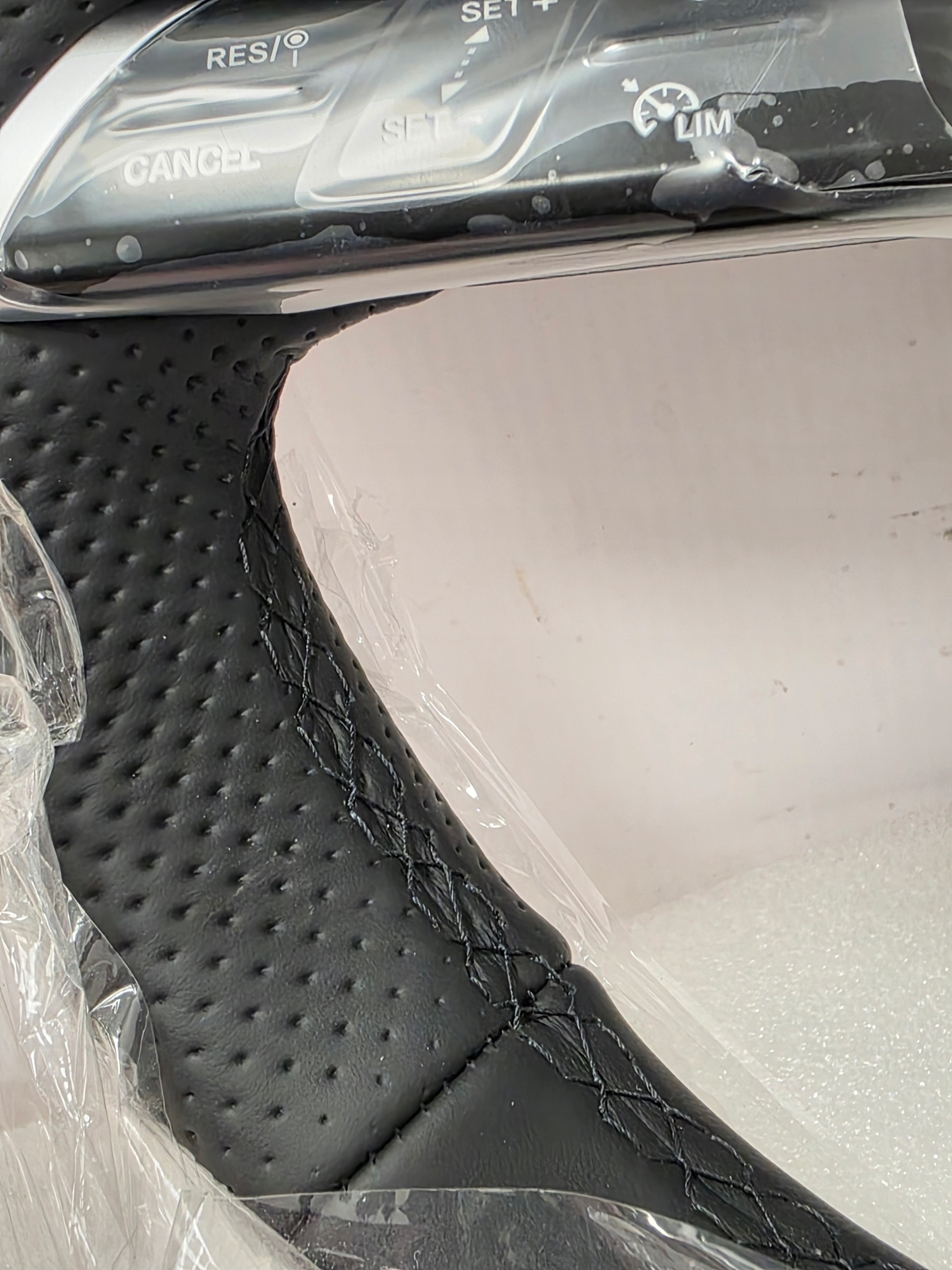 Kierownica Mercedes AMG W223 W206 W214 W167 - galeria