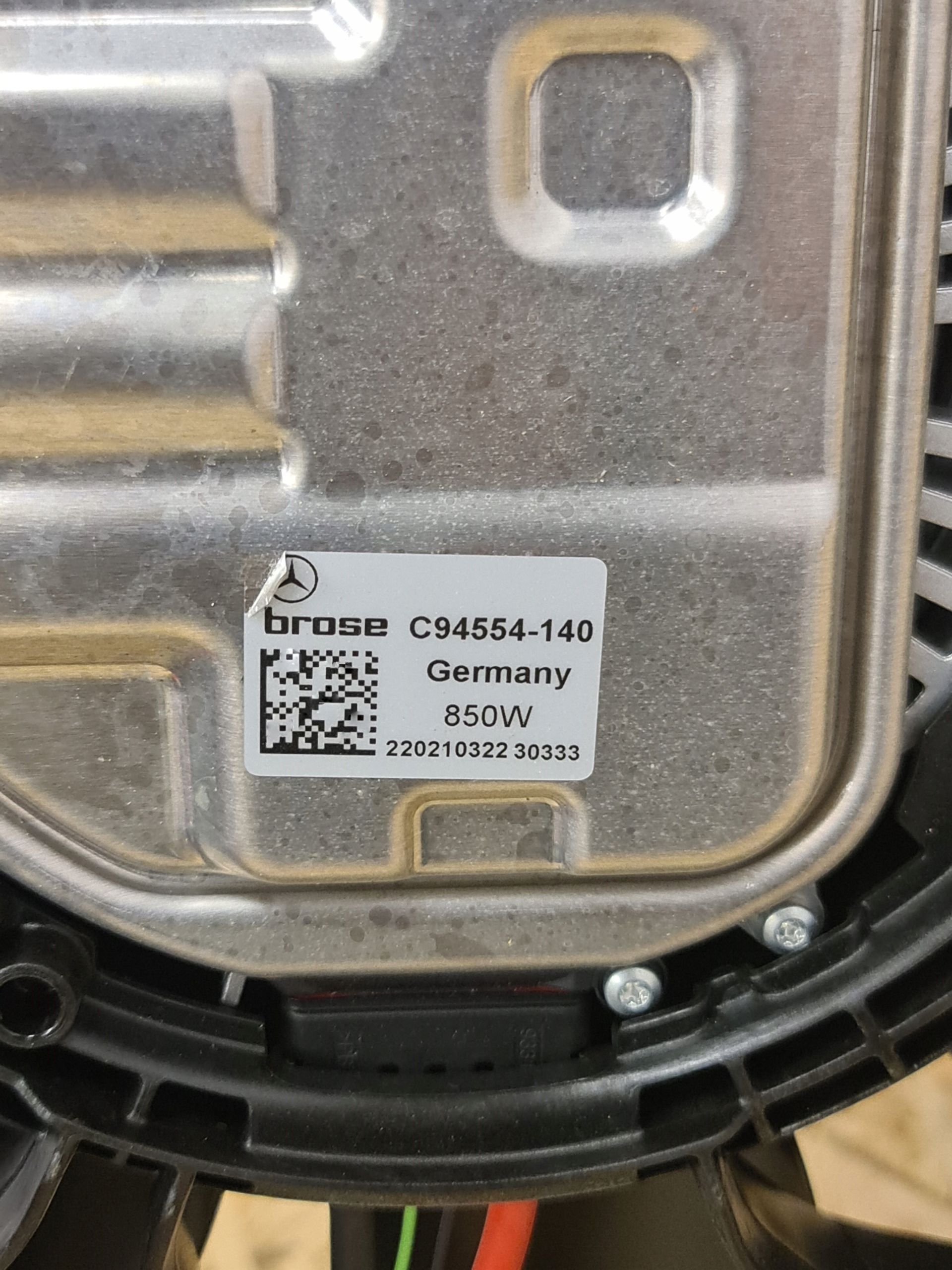 Wentylator chłodnicy Mercedes W223 A2239069104 - galeria