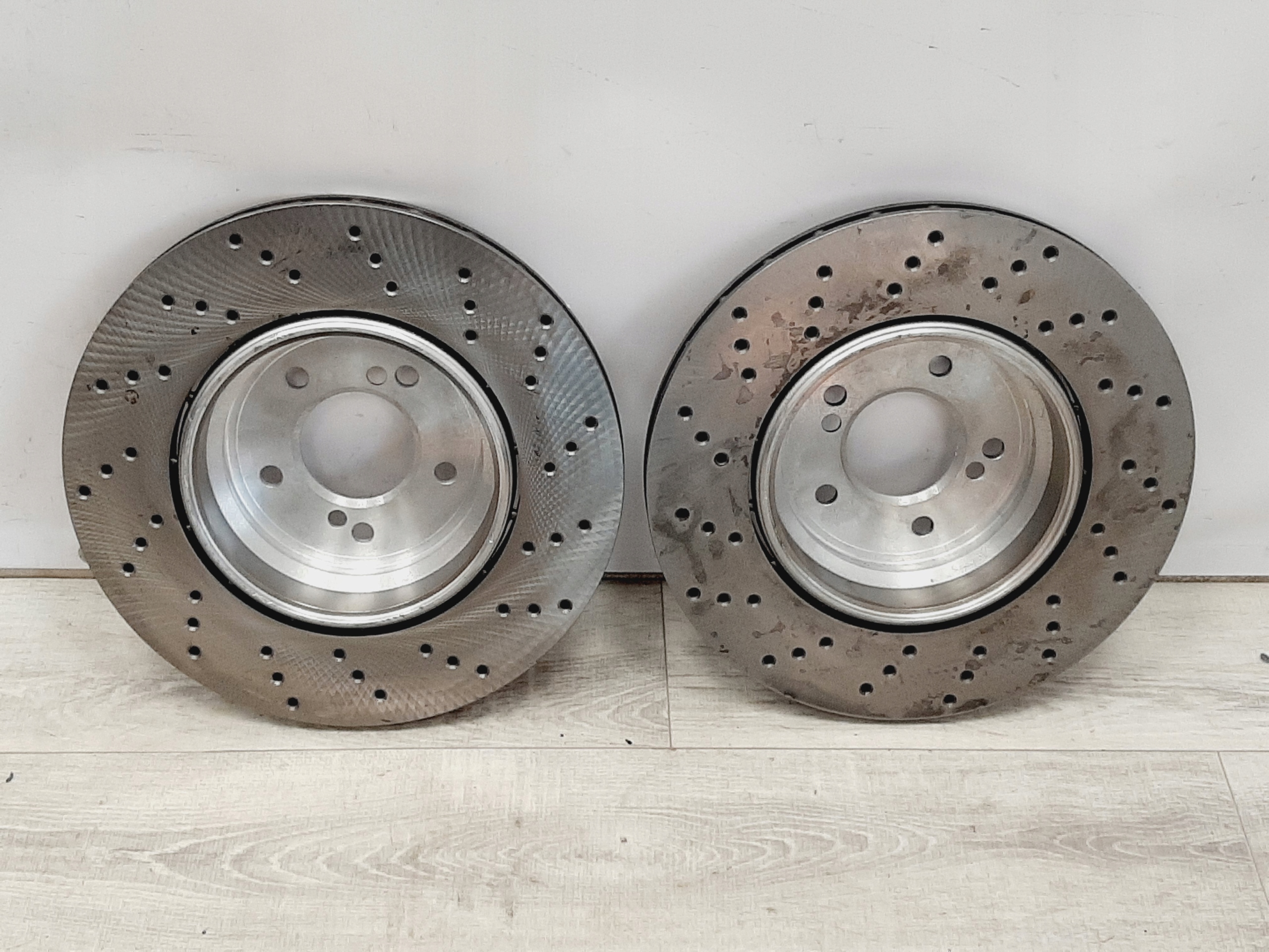 Tarcze BMW M3 E90 E92 E93 TYŁ NOWE OEM! Komplet - galeria